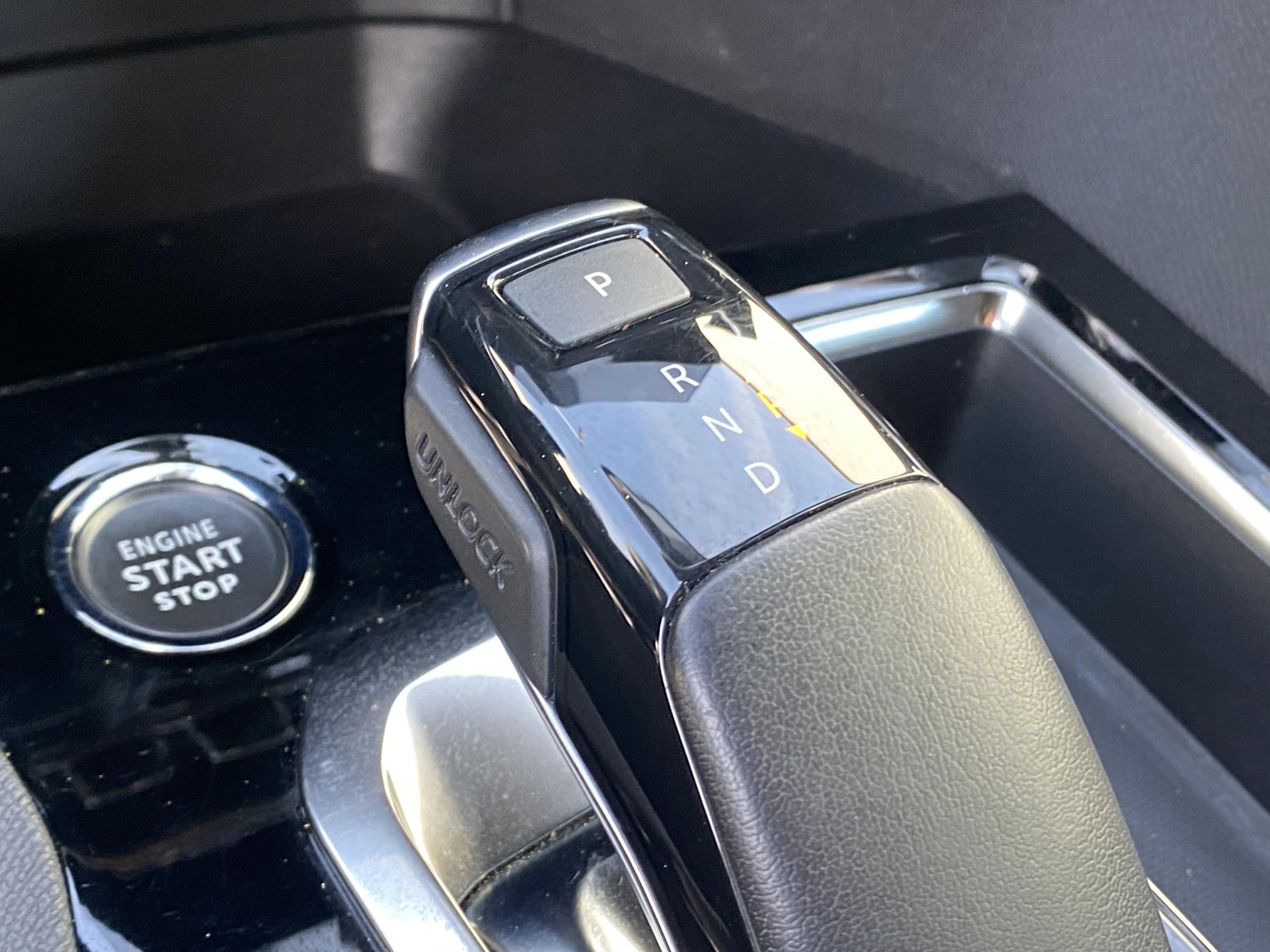 Peugeot 5008, 2023 - pohled č. 13