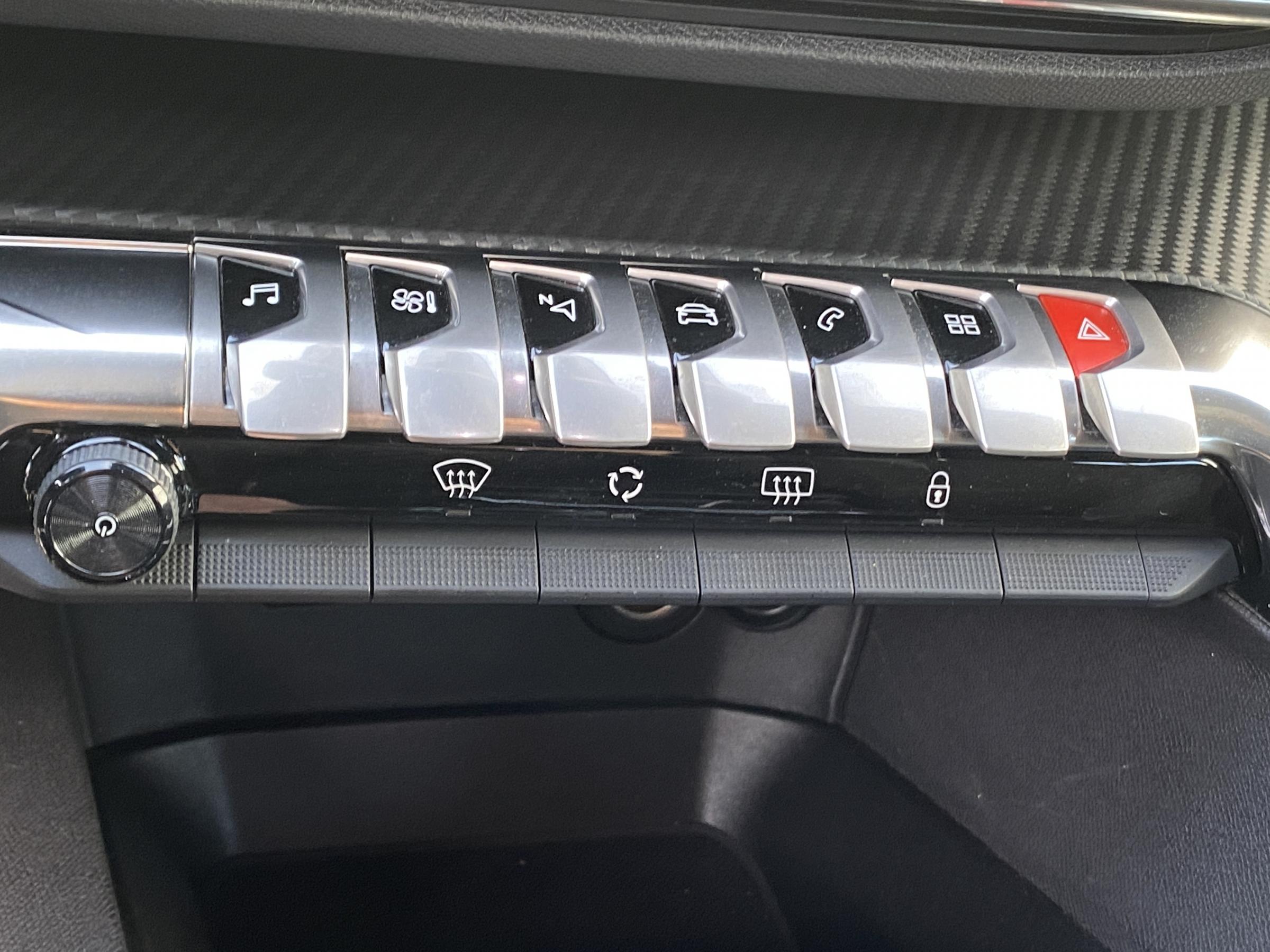 Peugeot 5008, 2023 - pohled č. 14