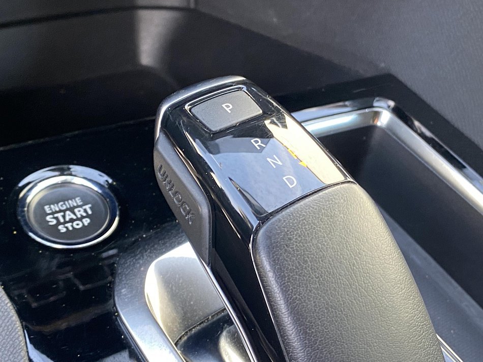 Peugeot 5008 1.2 PT Active