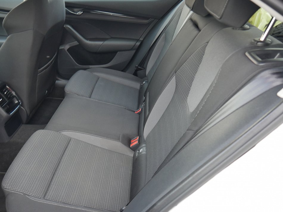 Škoda Octavia IV 2.0 TDI Ambition