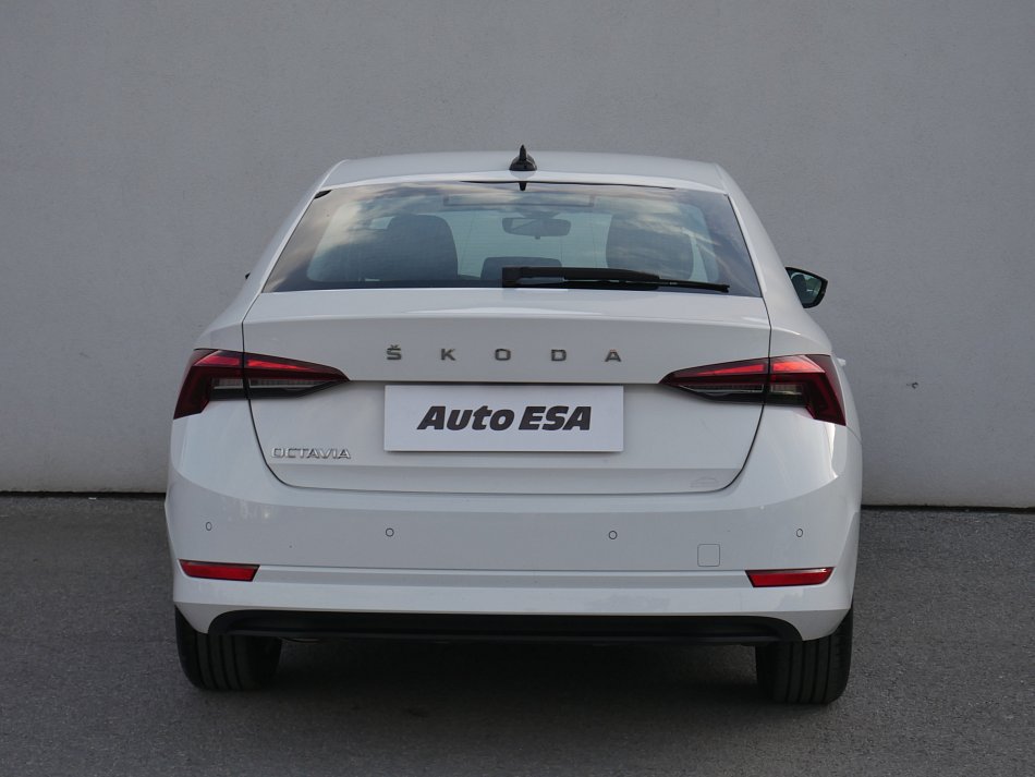 Škoda Octavia IV 2.0 TDI Ambition