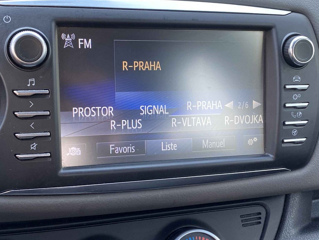 Toyota Yaris 1.5 VVT-i Dynamic