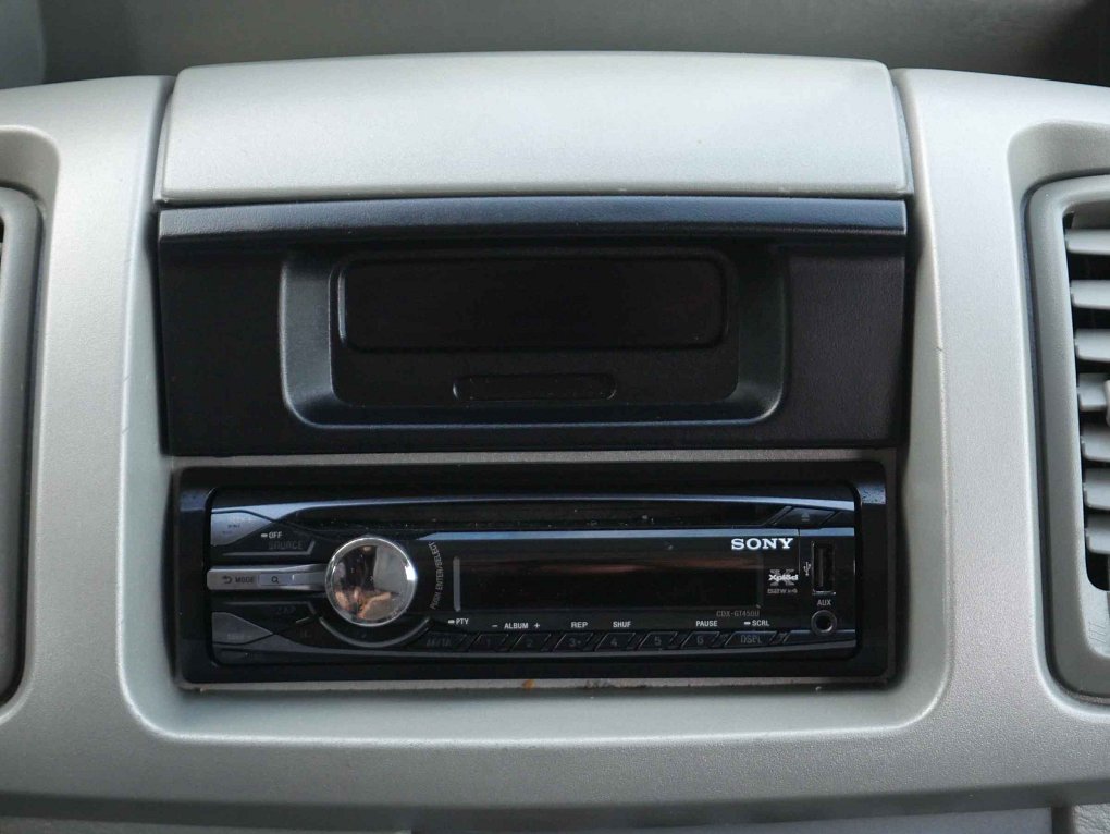 Renault Trafic 2.0dCi  8míst
