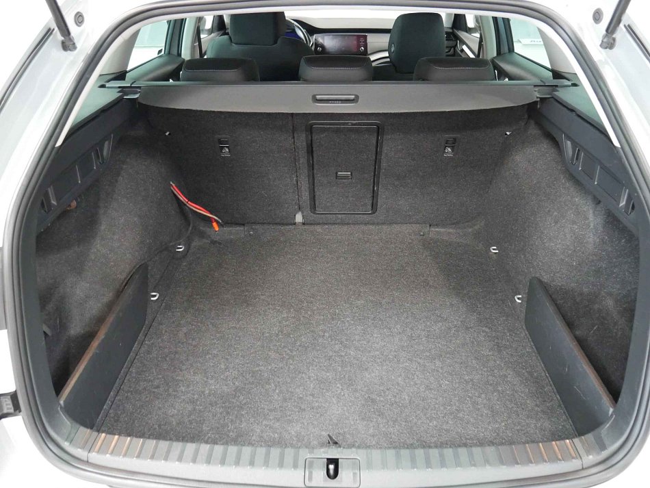 Škoda Octavia IV 2.0TDi Ambition