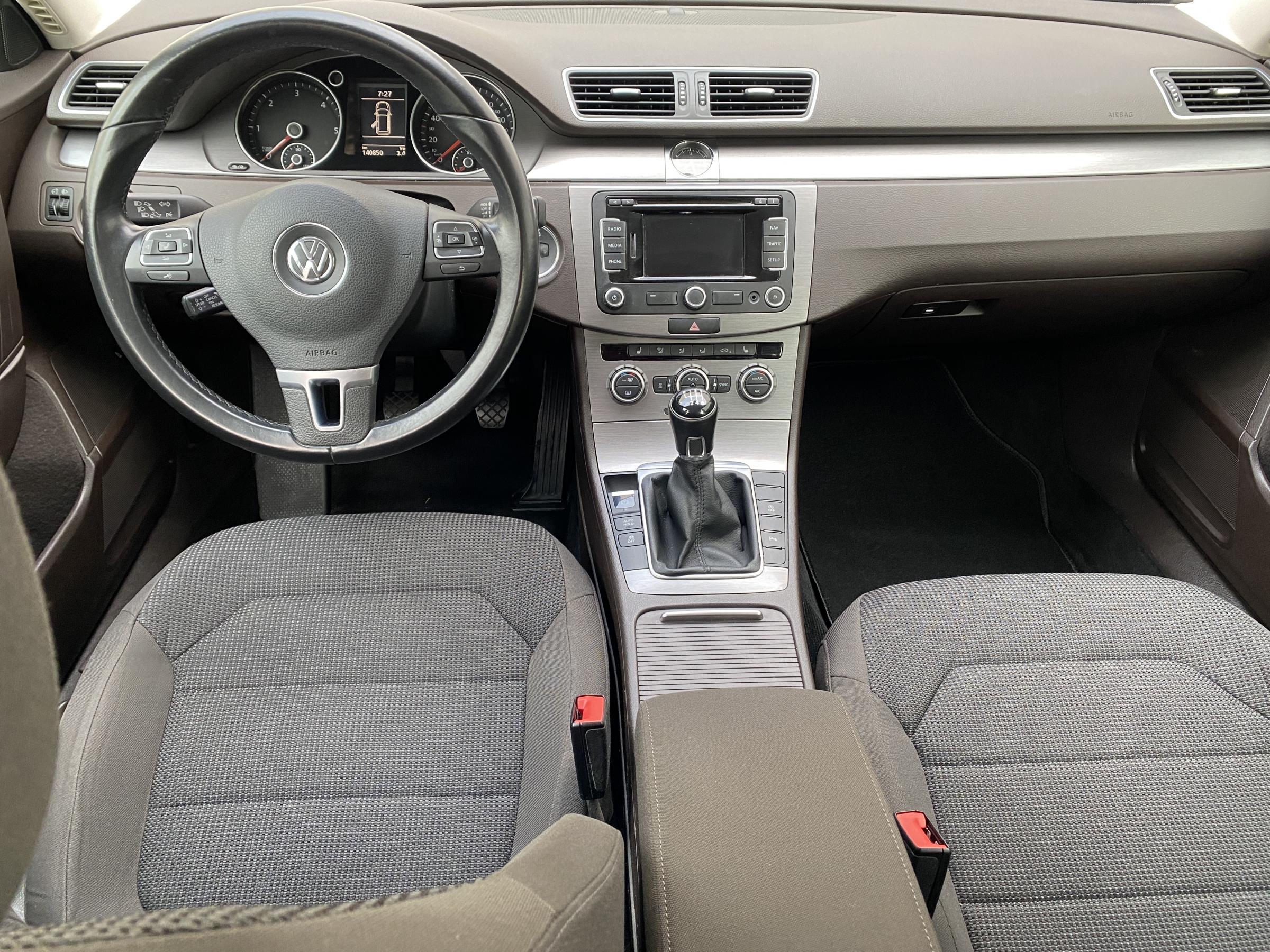 Volkswagen Passat, 2013 - pohled č. 11