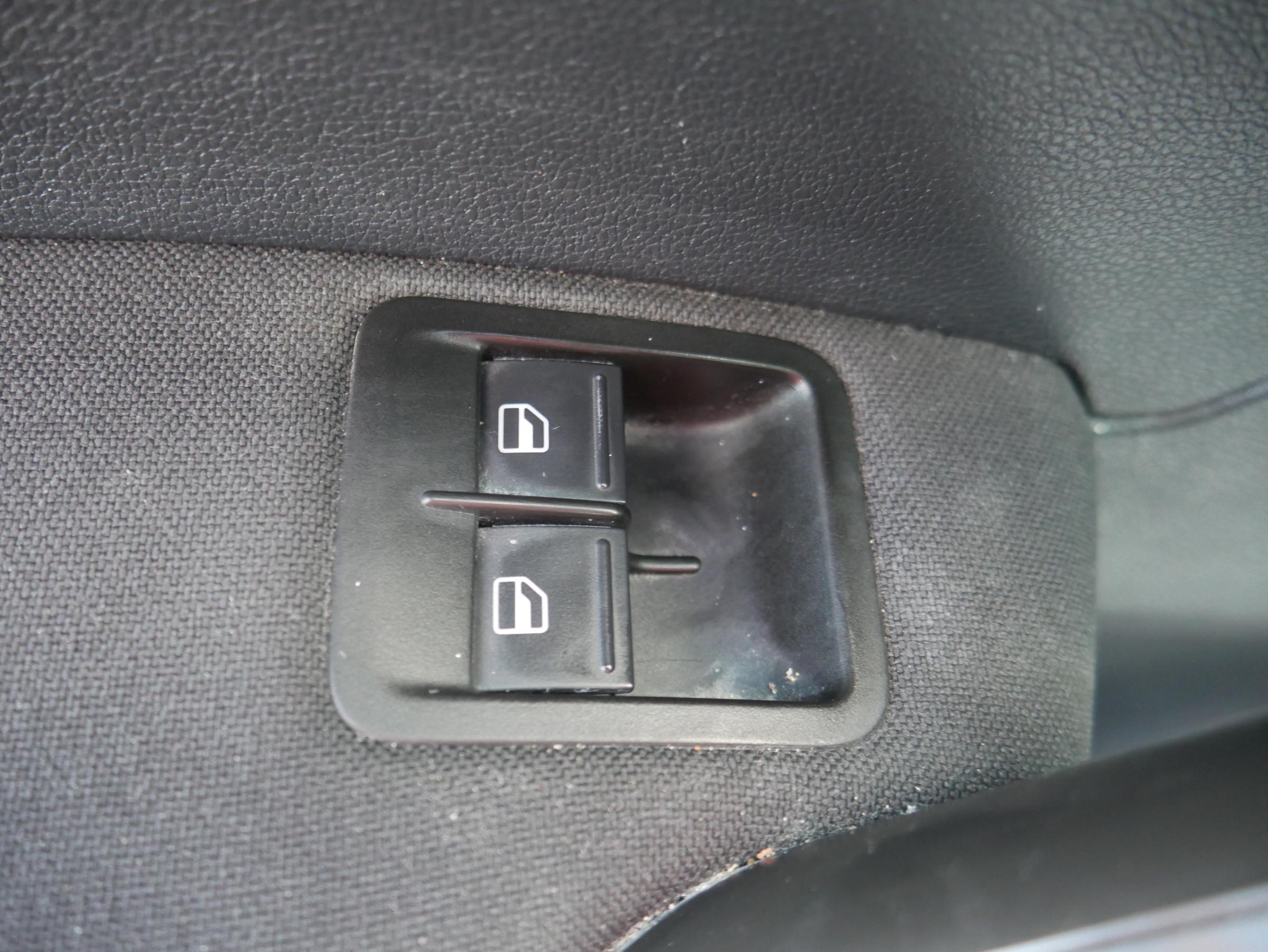 Volkswagen Caddy, 2016 - pohled č. 12