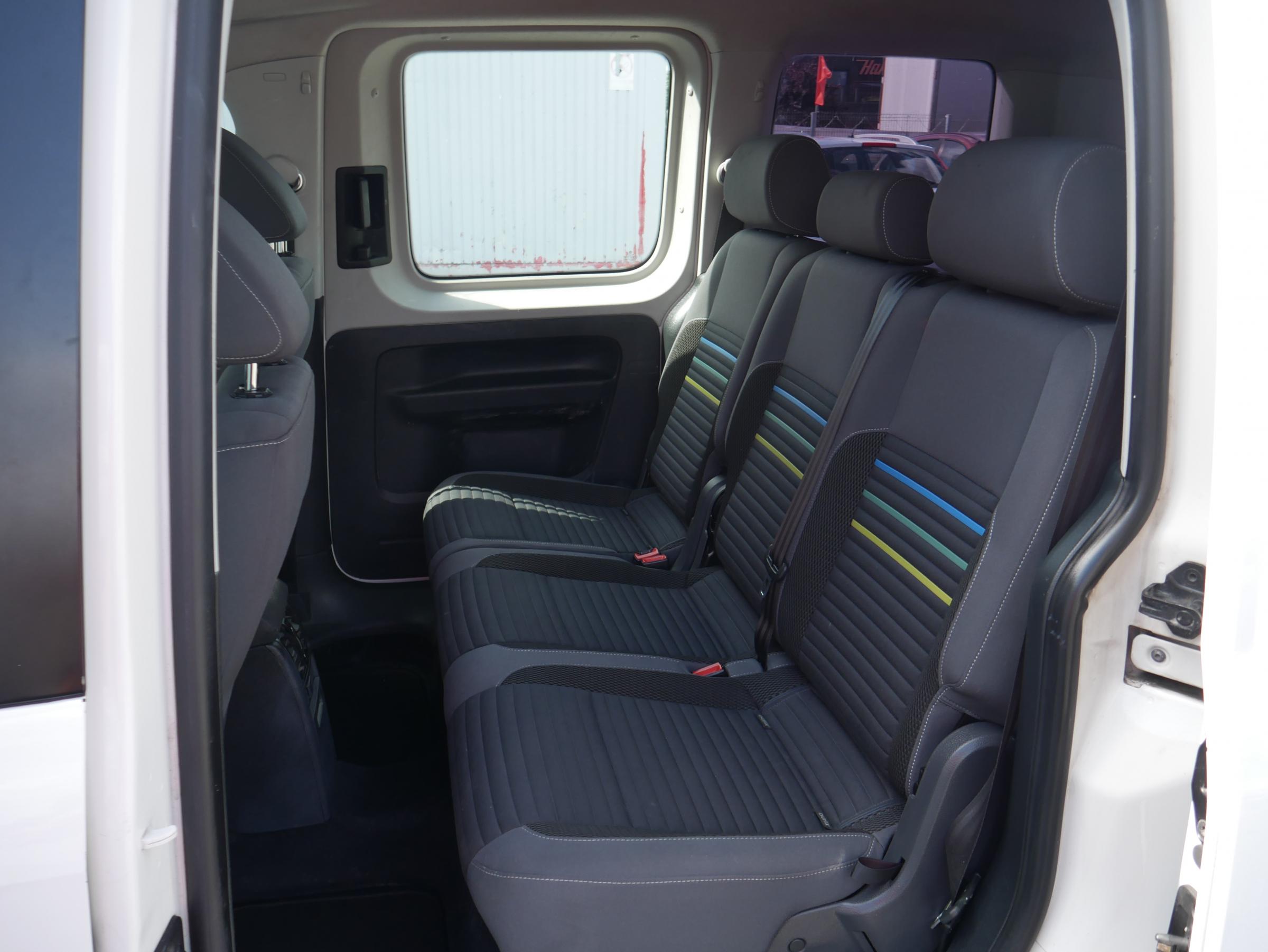 Volkswagen Caddy, 2016 - pohled č. 9