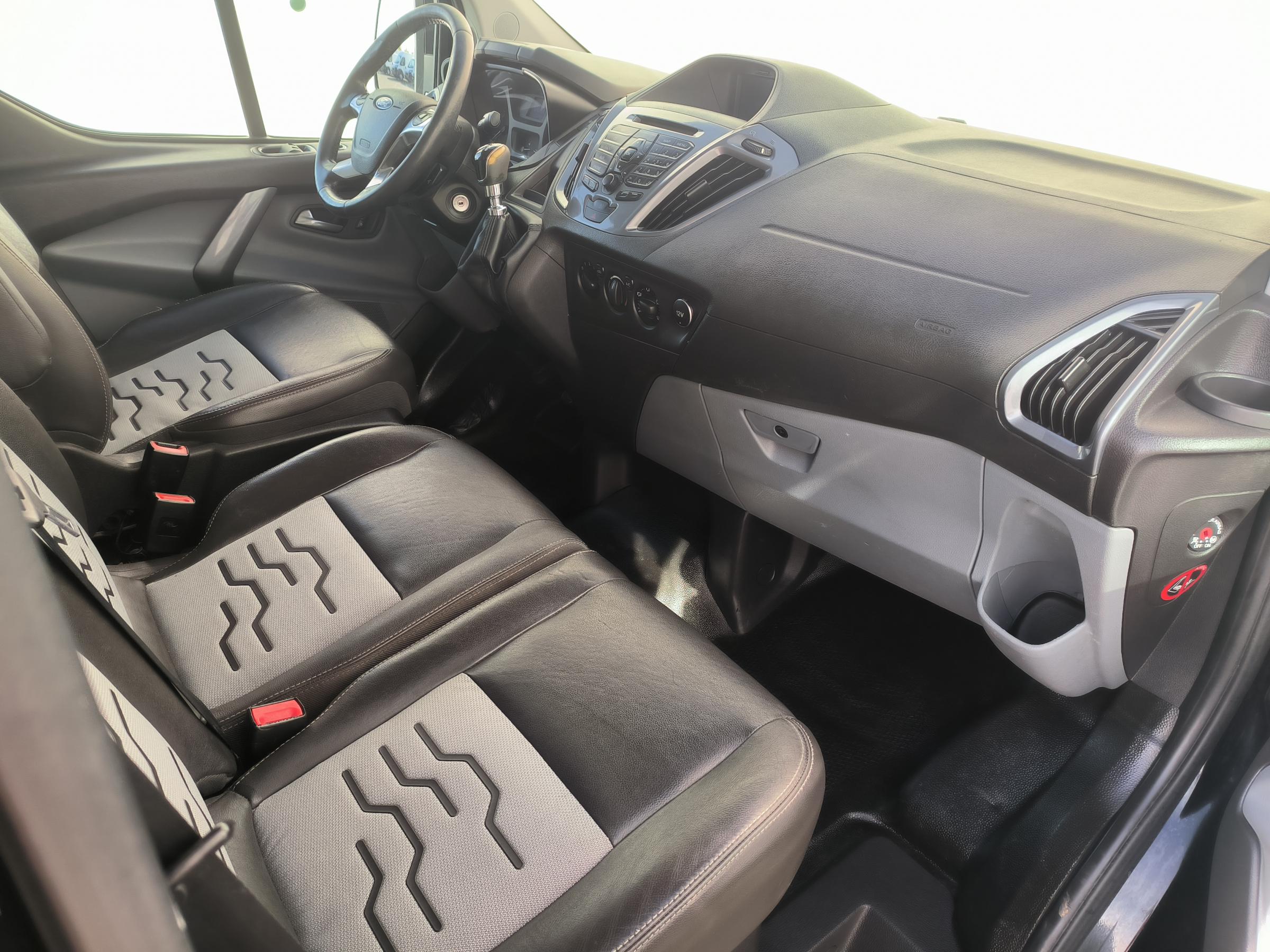 Ford Transit Custom, 2015 - pohled č. 12