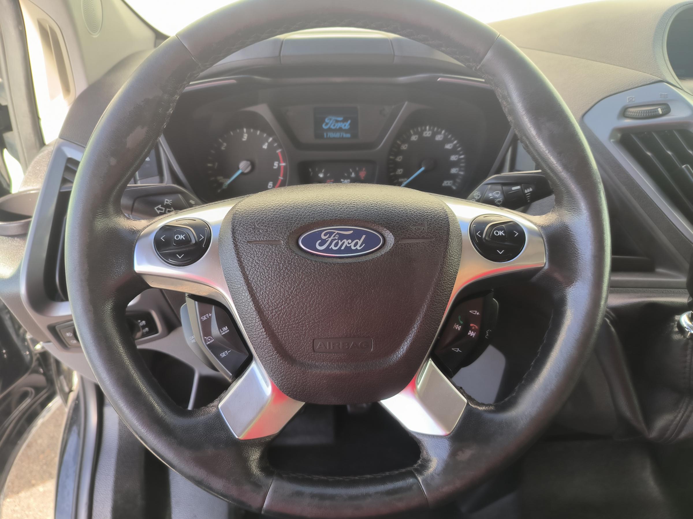 Ford Transit Custom, 2015 - pohled č. 19