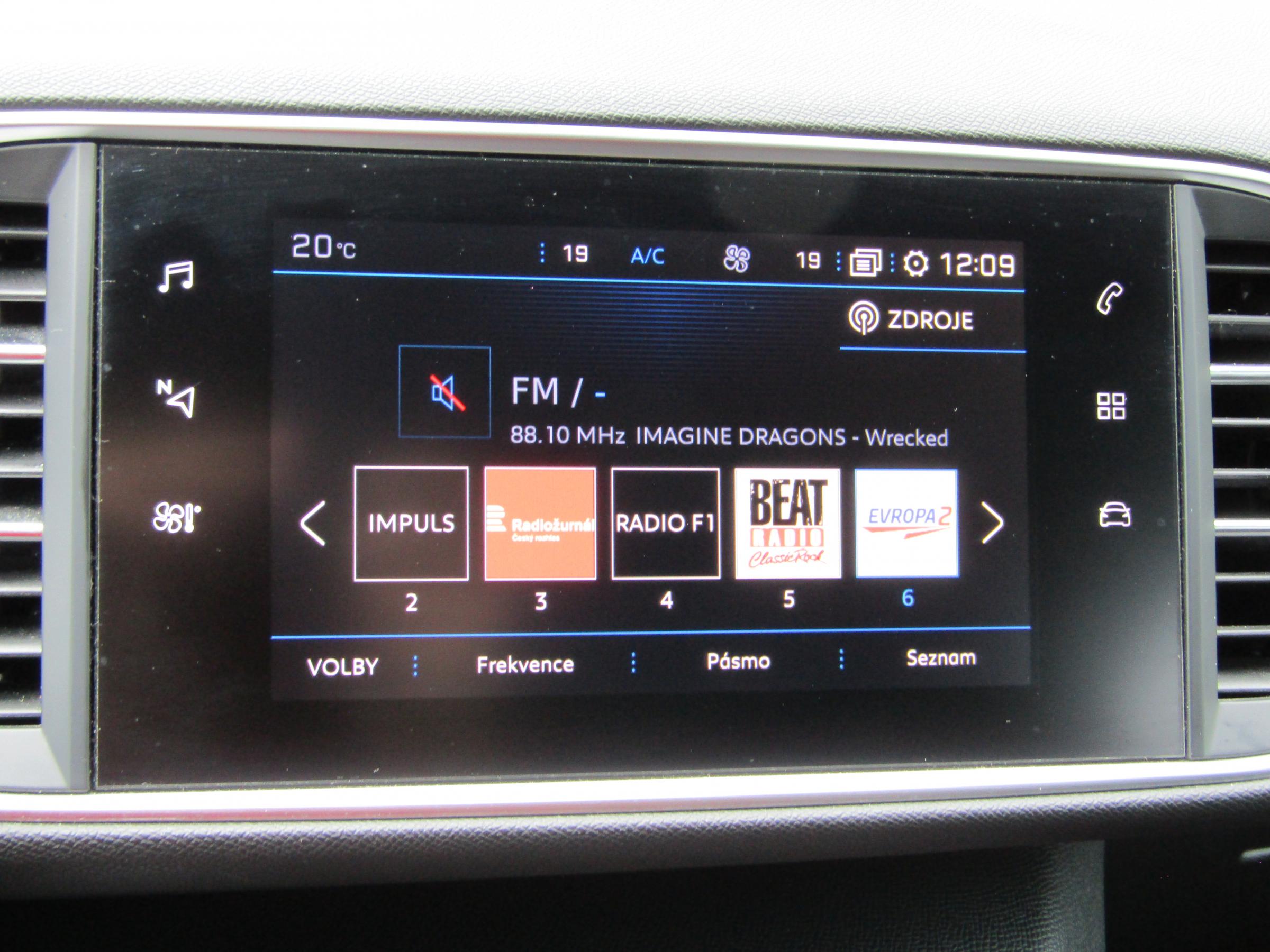 Peugeot 308, 2020 - pohled č. 12