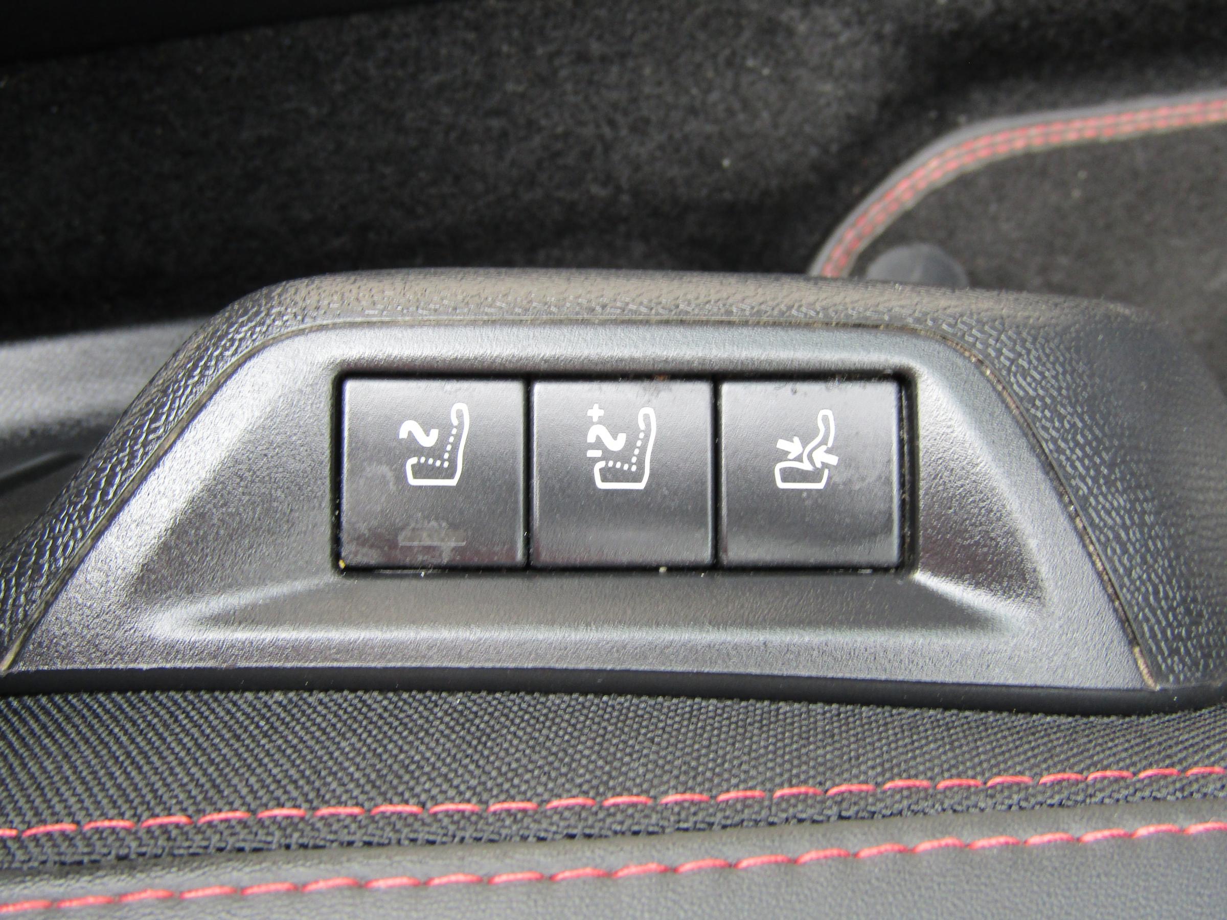 Peugeot 308, 2020 - pohled č. 23