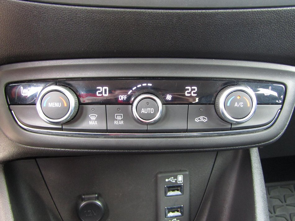 Opel Crossland 1.2 T Elegance