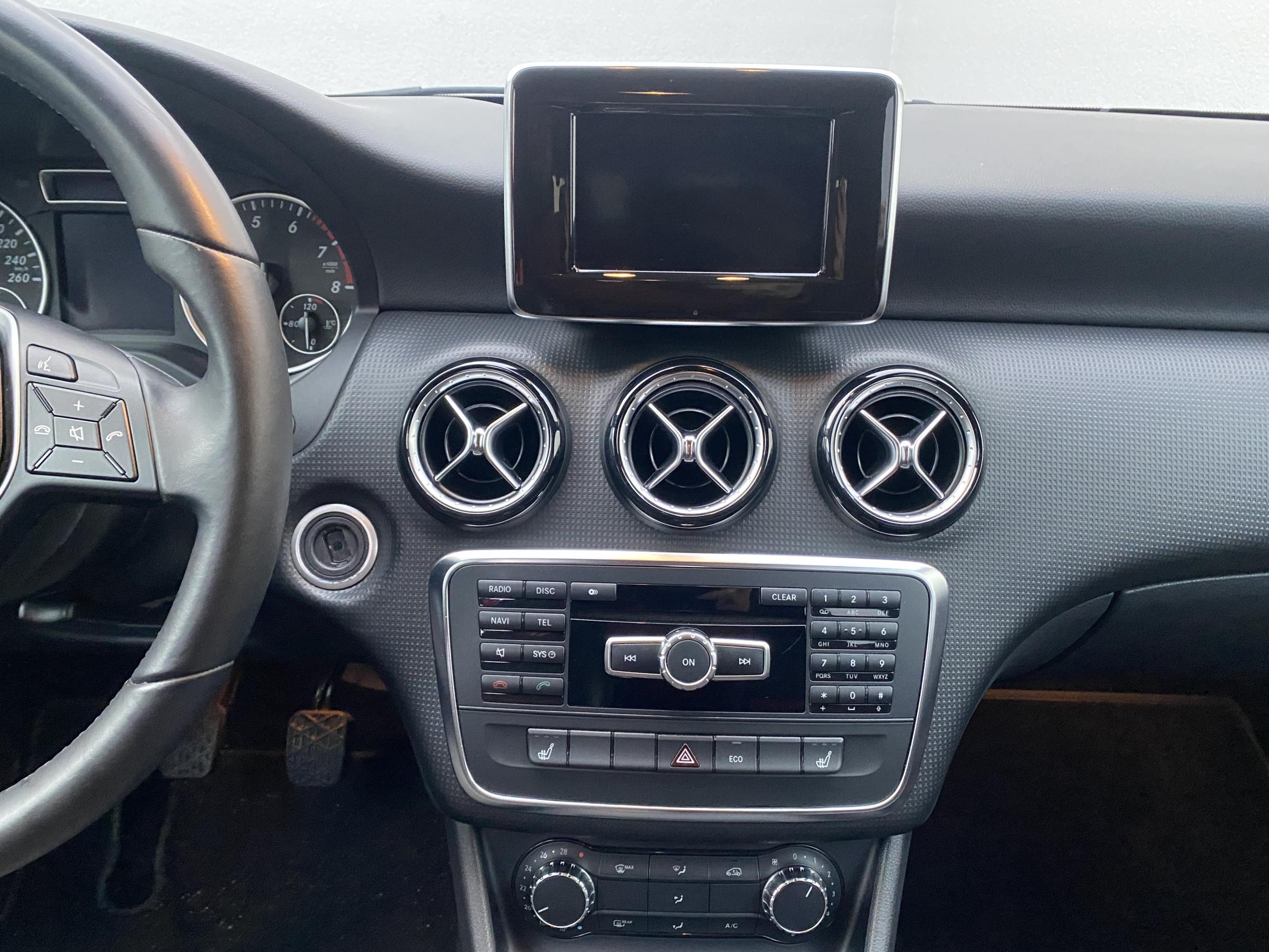 Mercedes-Benz Třída A, 2013 - pohled č. 12