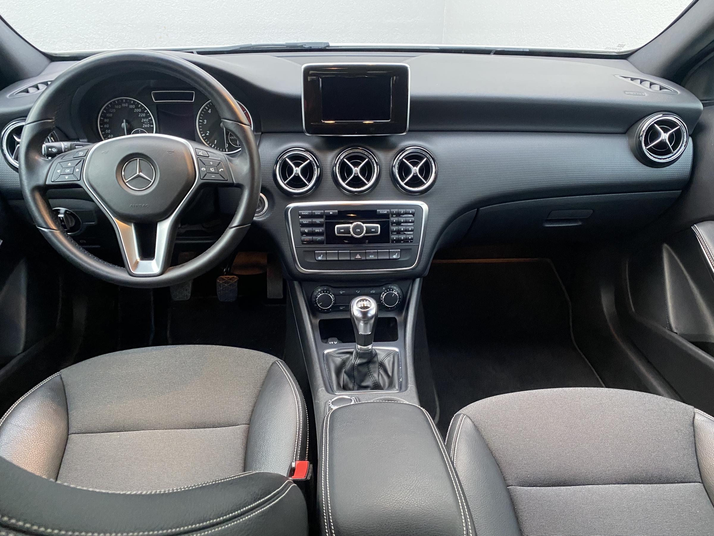 Mercedes-Benz Třída A, 2013 - pohled č. 8
