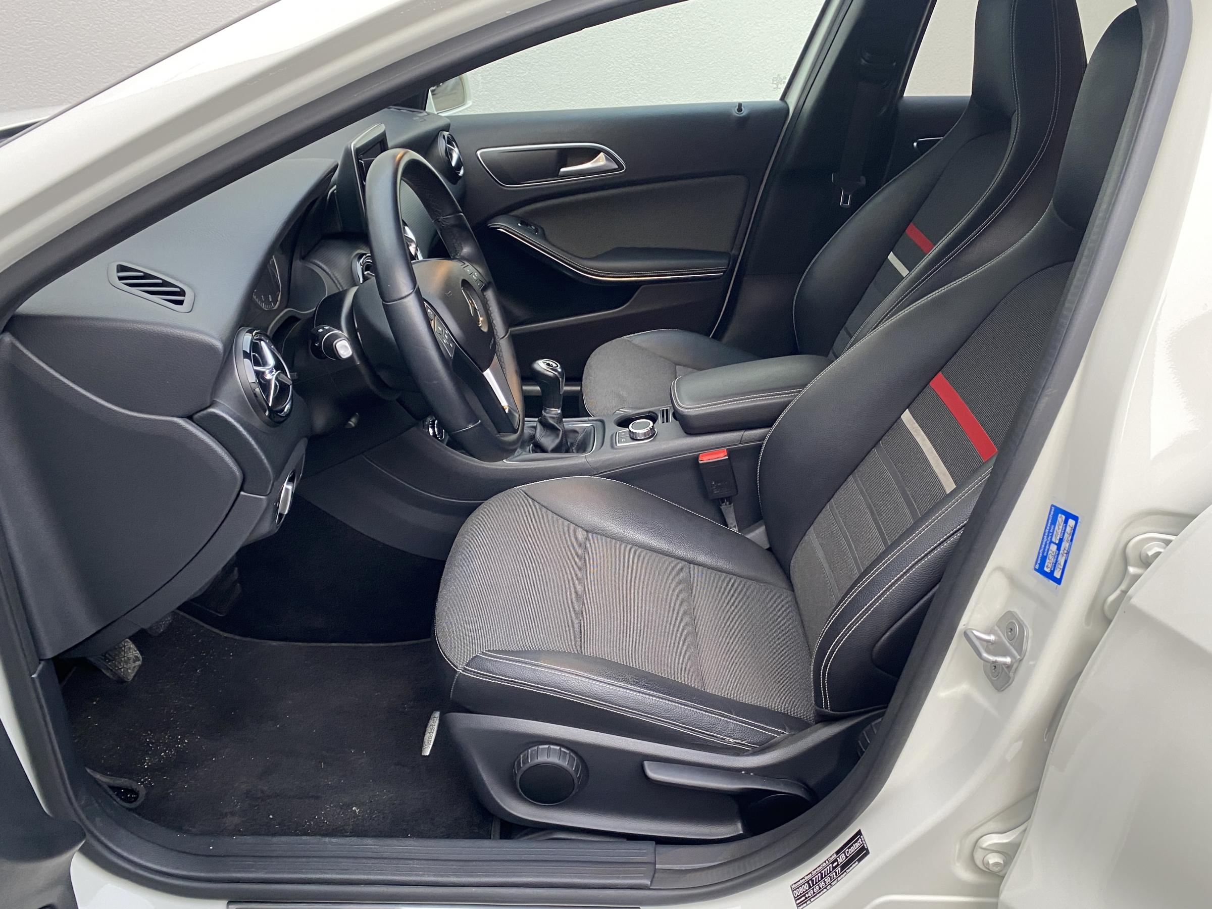 Mercedes-Benz Třída A, 2013 - pohled č. 9