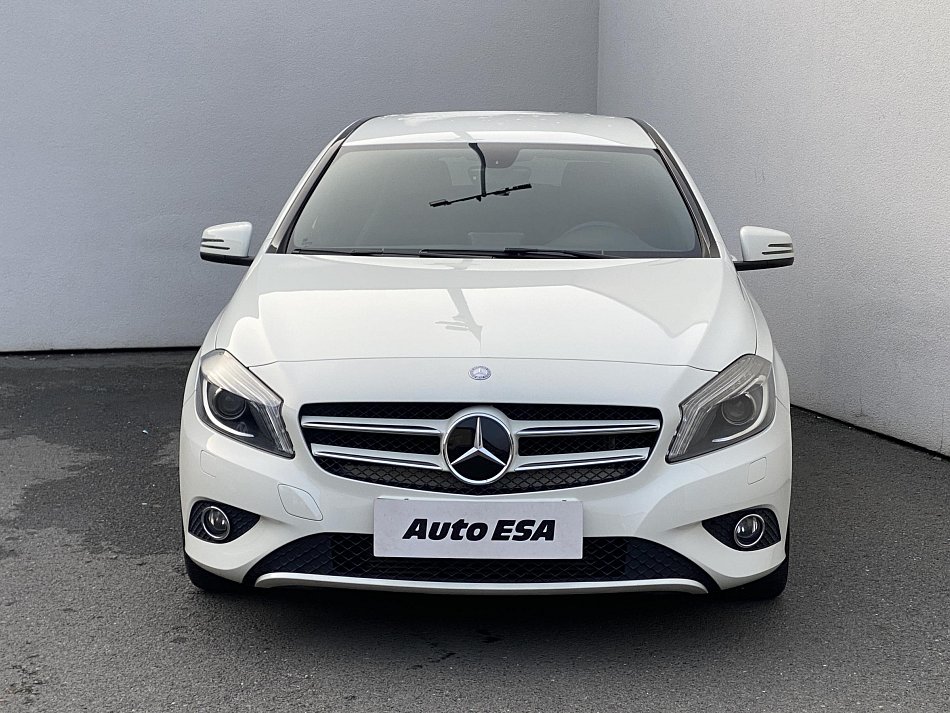 Mercedes-Benz Třída A 1.6 i  A180
