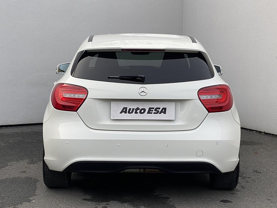 Mercedes-Benz Třída A 1.6 i  A180