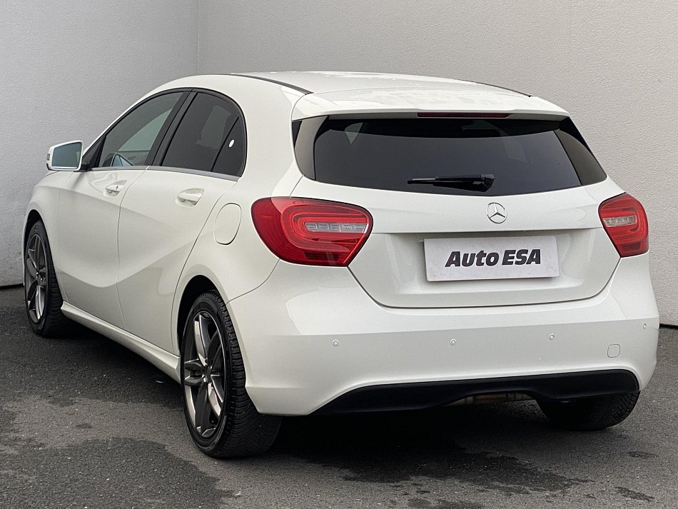 Mercedes-Benz Třída A 1.6 i  A180