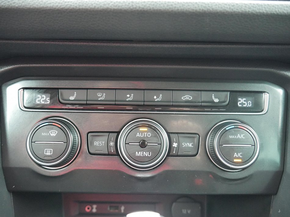 Volkswagen Tiguan 2.0 TDi  4x4