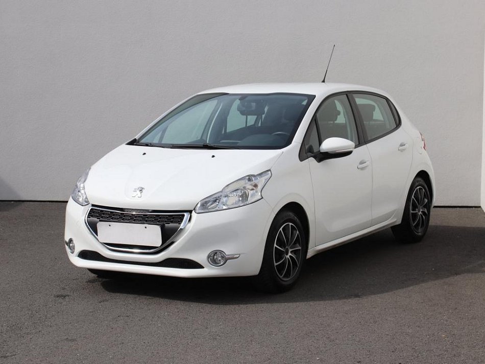 Peugeot 208 1.2PT 