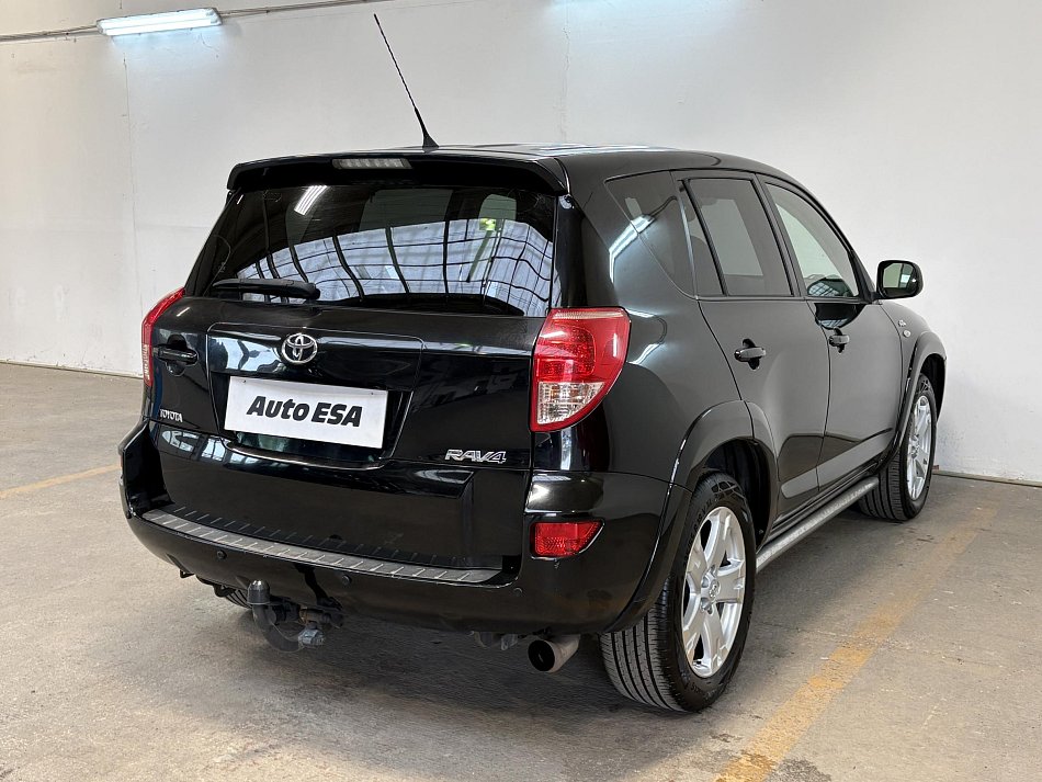 Toyota RAV4 2.2D-CAT  4x4