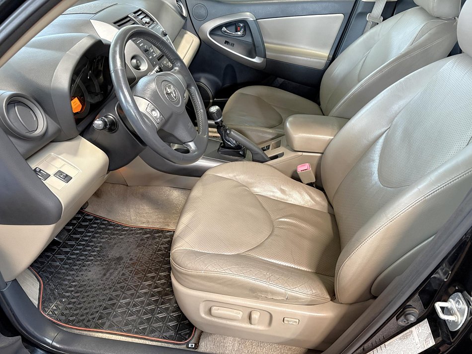 Toyota RAV4 2.2D-CAT  4x4