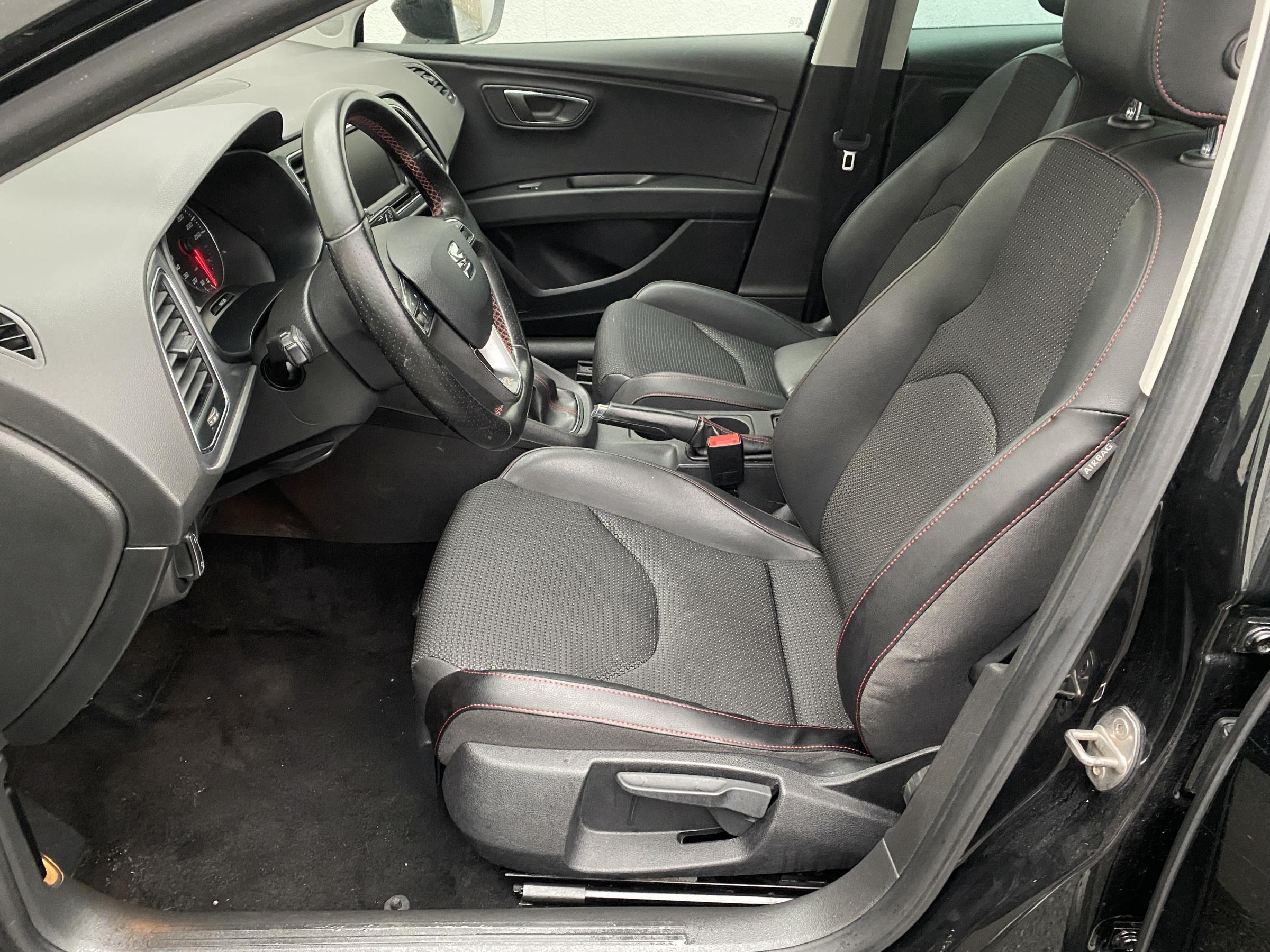 Seat Leon, 2016 - pohled č. 10