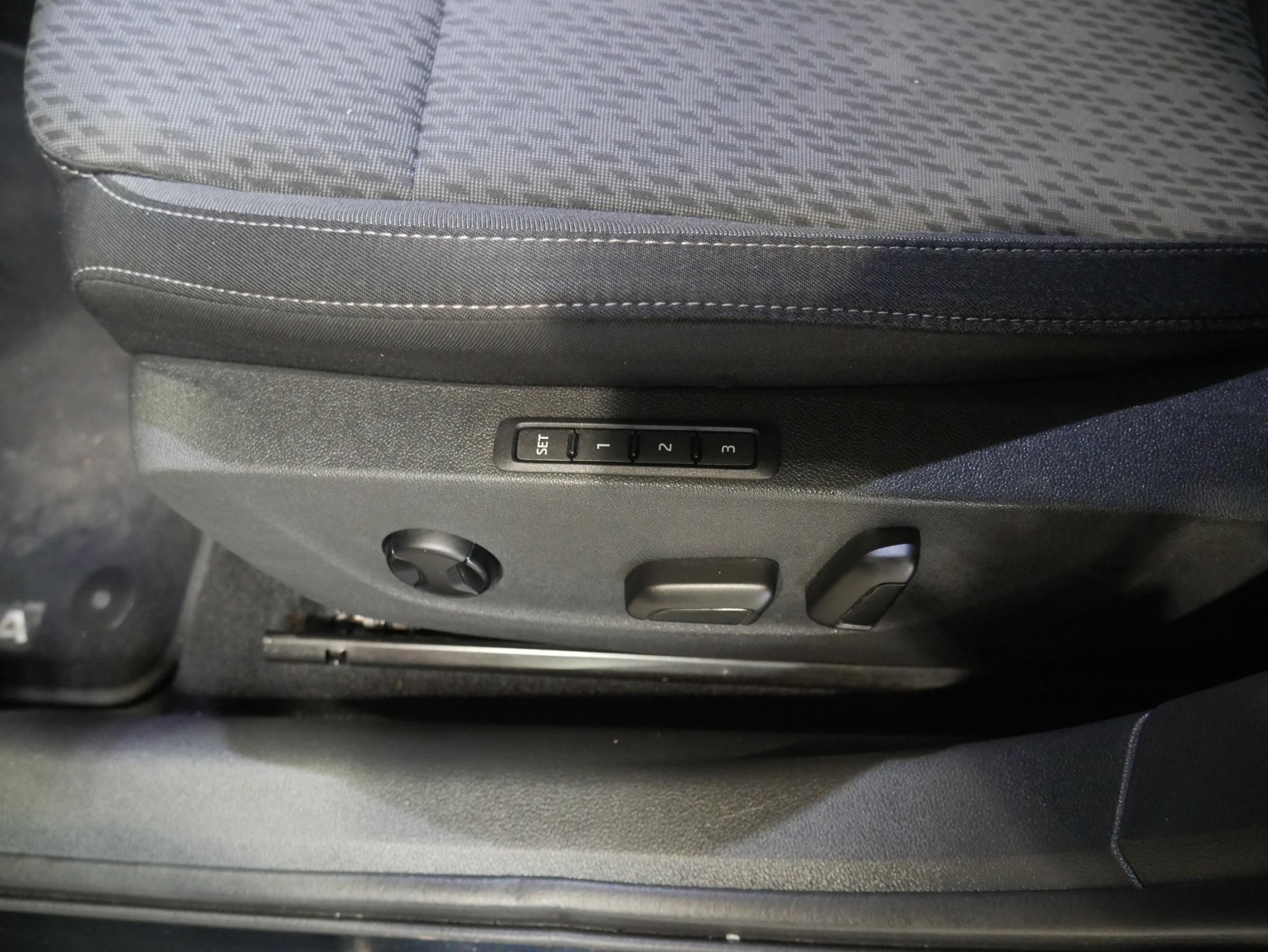 Škoda Octavia IV, 2020 - pohled č. 12