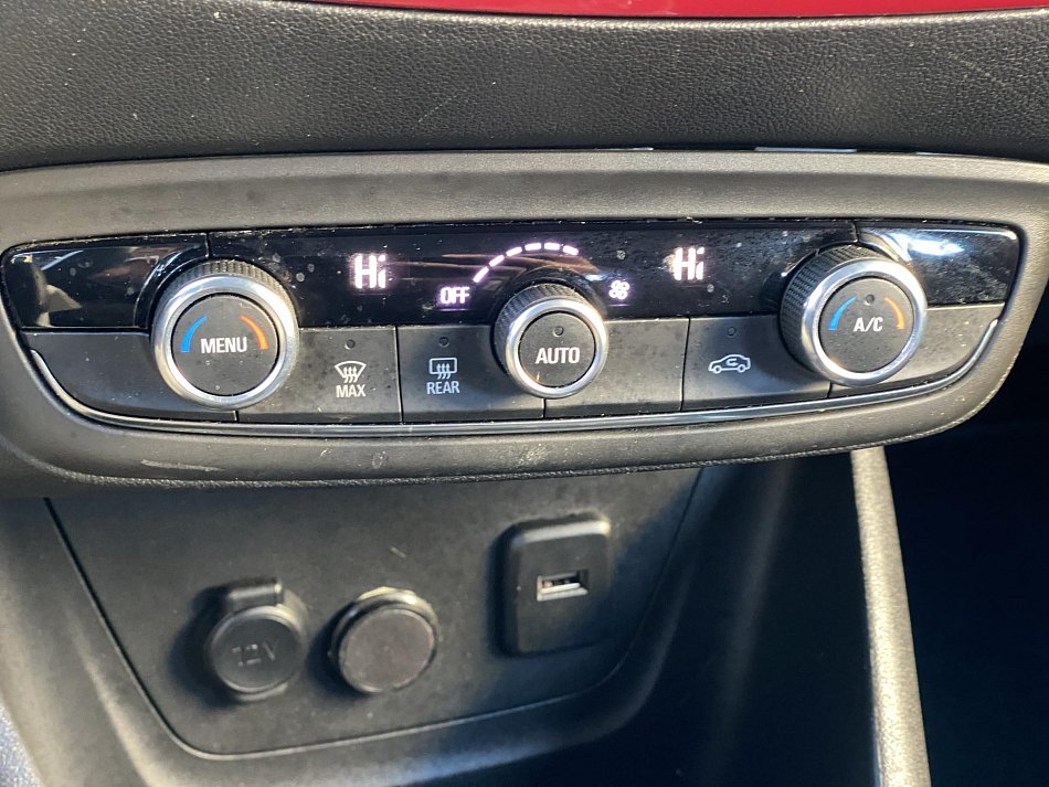 Opel Crossland 1.2 T GS Line