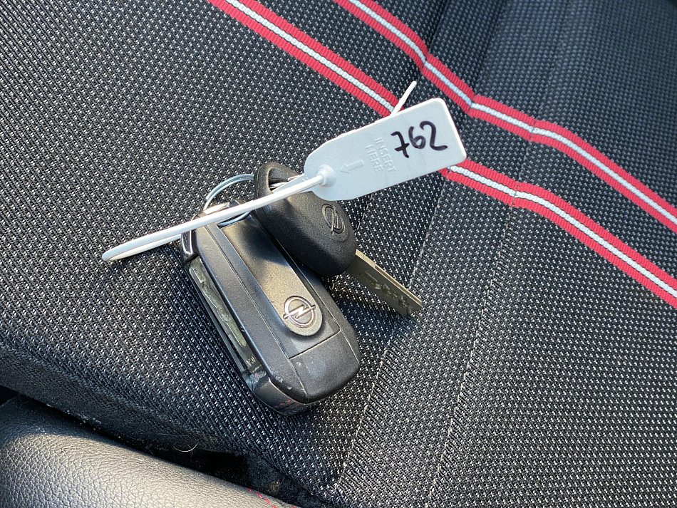 Opel Crossland 1.2 T GS Line