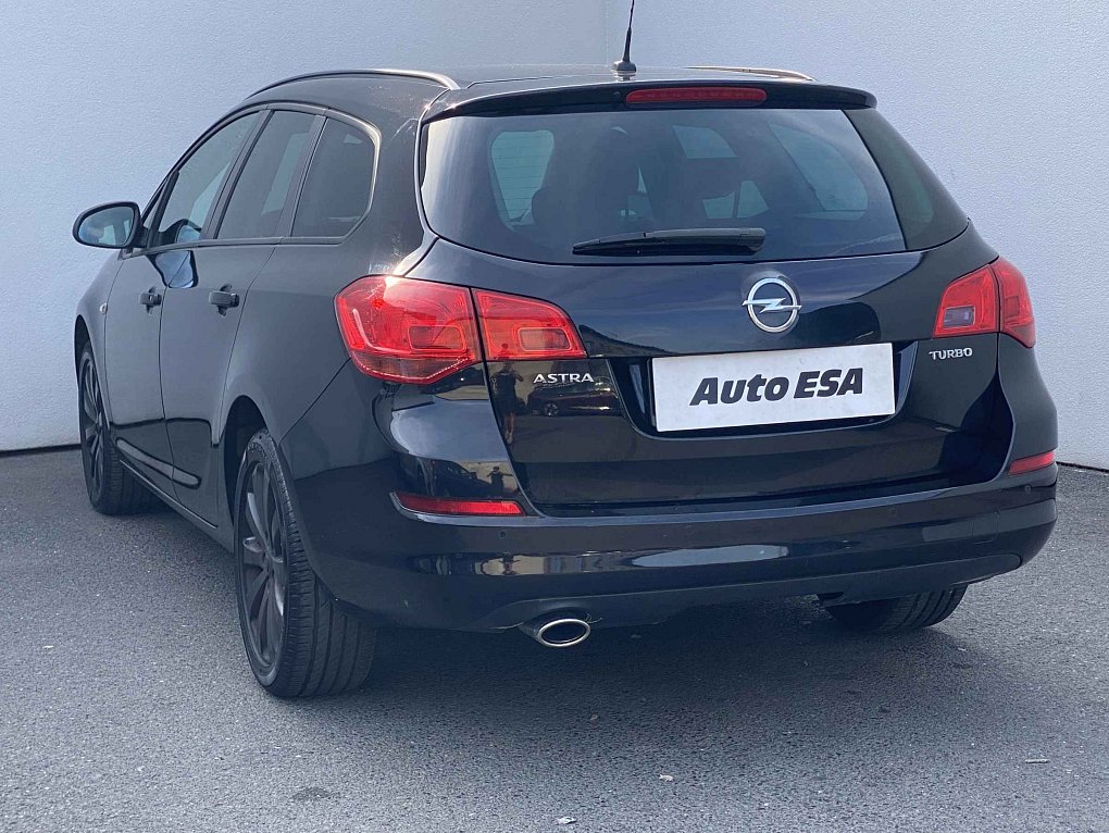Opel Astra 1.4 T Edition