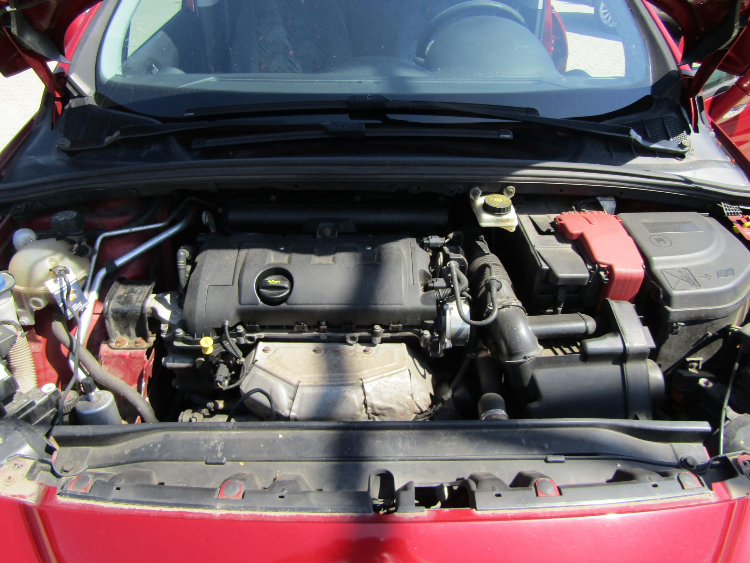 Peugeot 308, 2009 - pohled č. 7