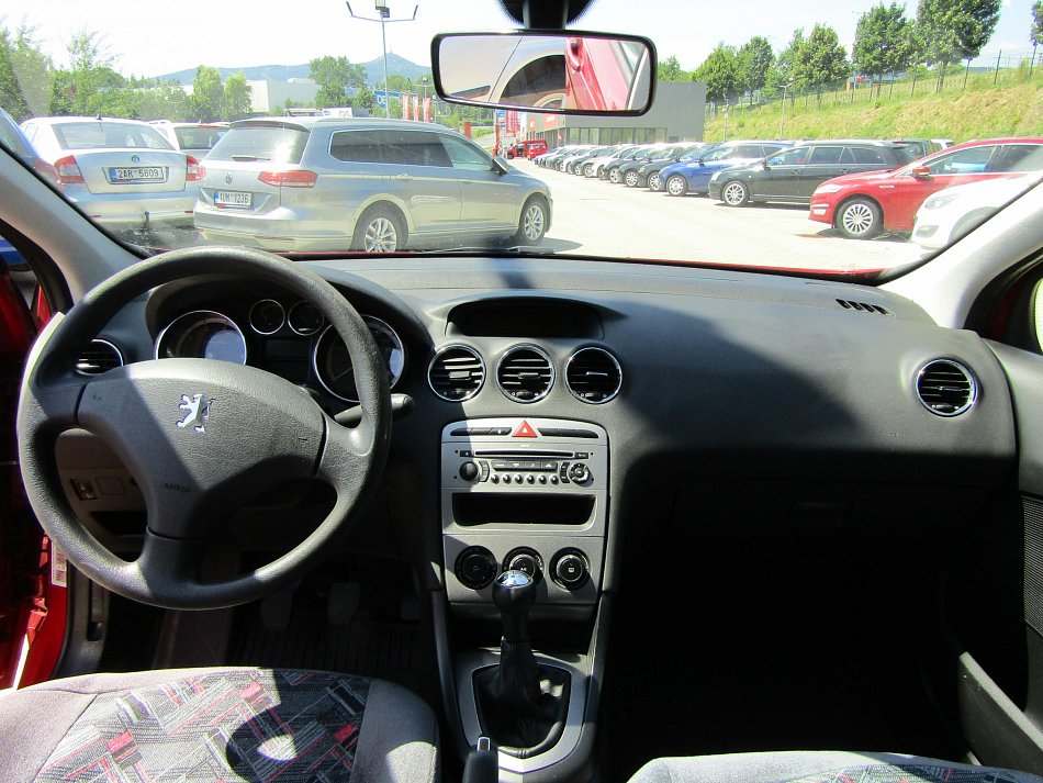 Peugeot 308 1.4i 
