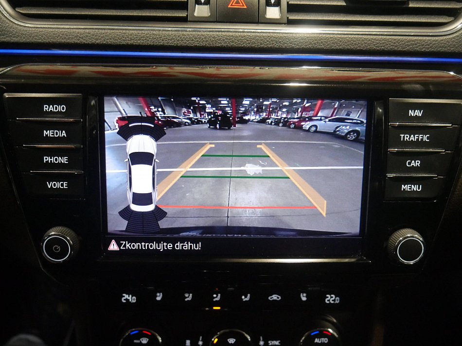 Škoda Superb III 2.0 TSi  4x4