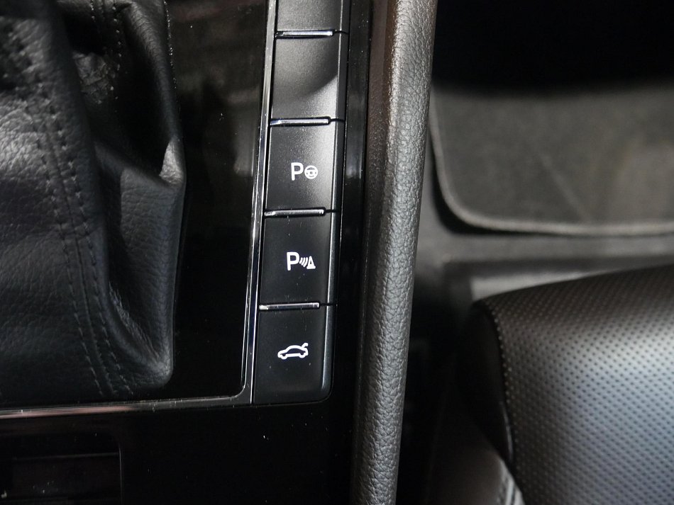 Škoda Superb III 2.0 TSi  4x4