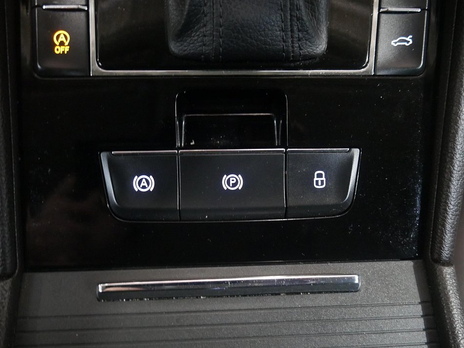 Škoda Superb III 2.0 TSi  4x4