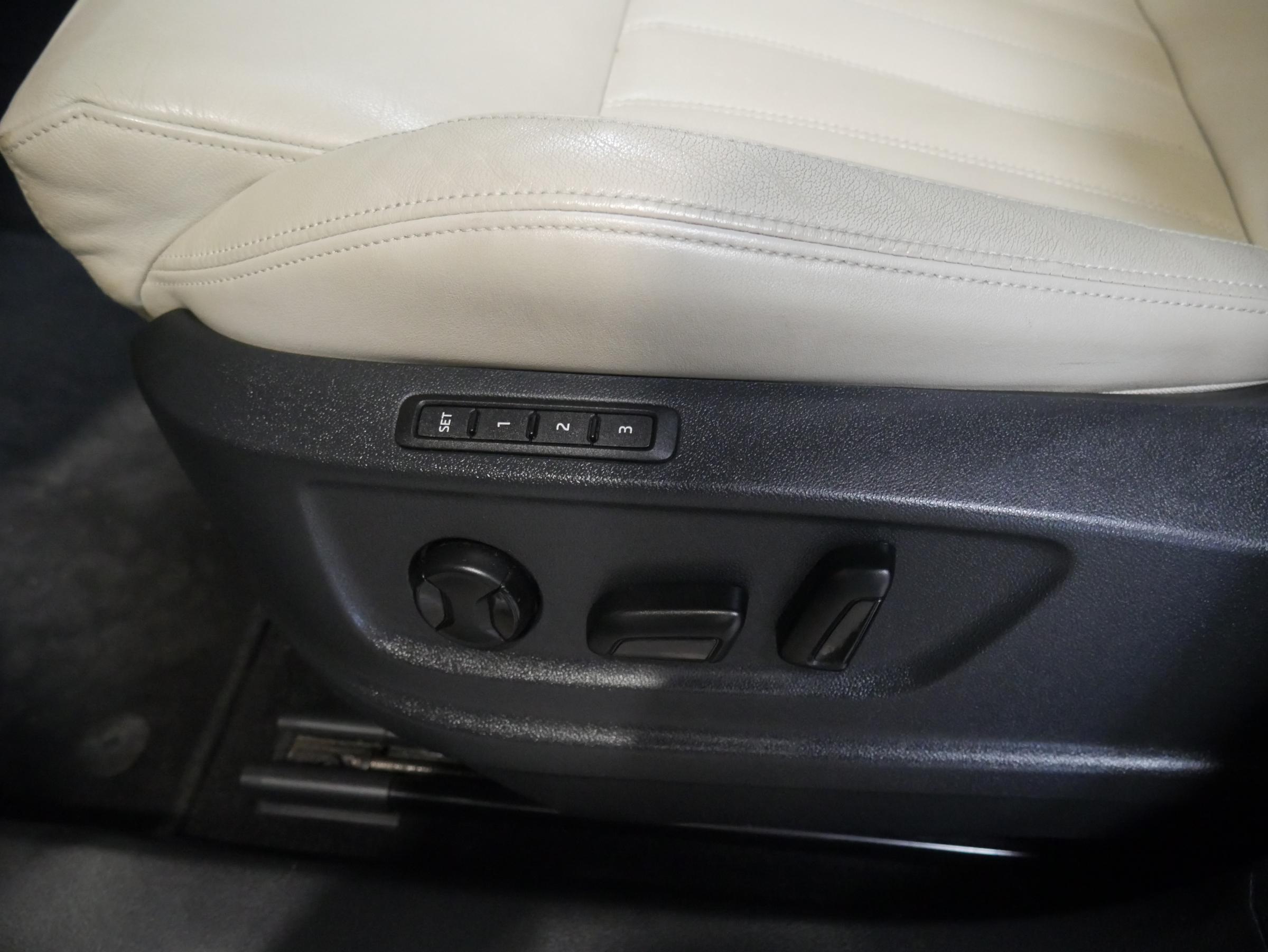 Škoda Karoq, 2017 - pohled č. 16