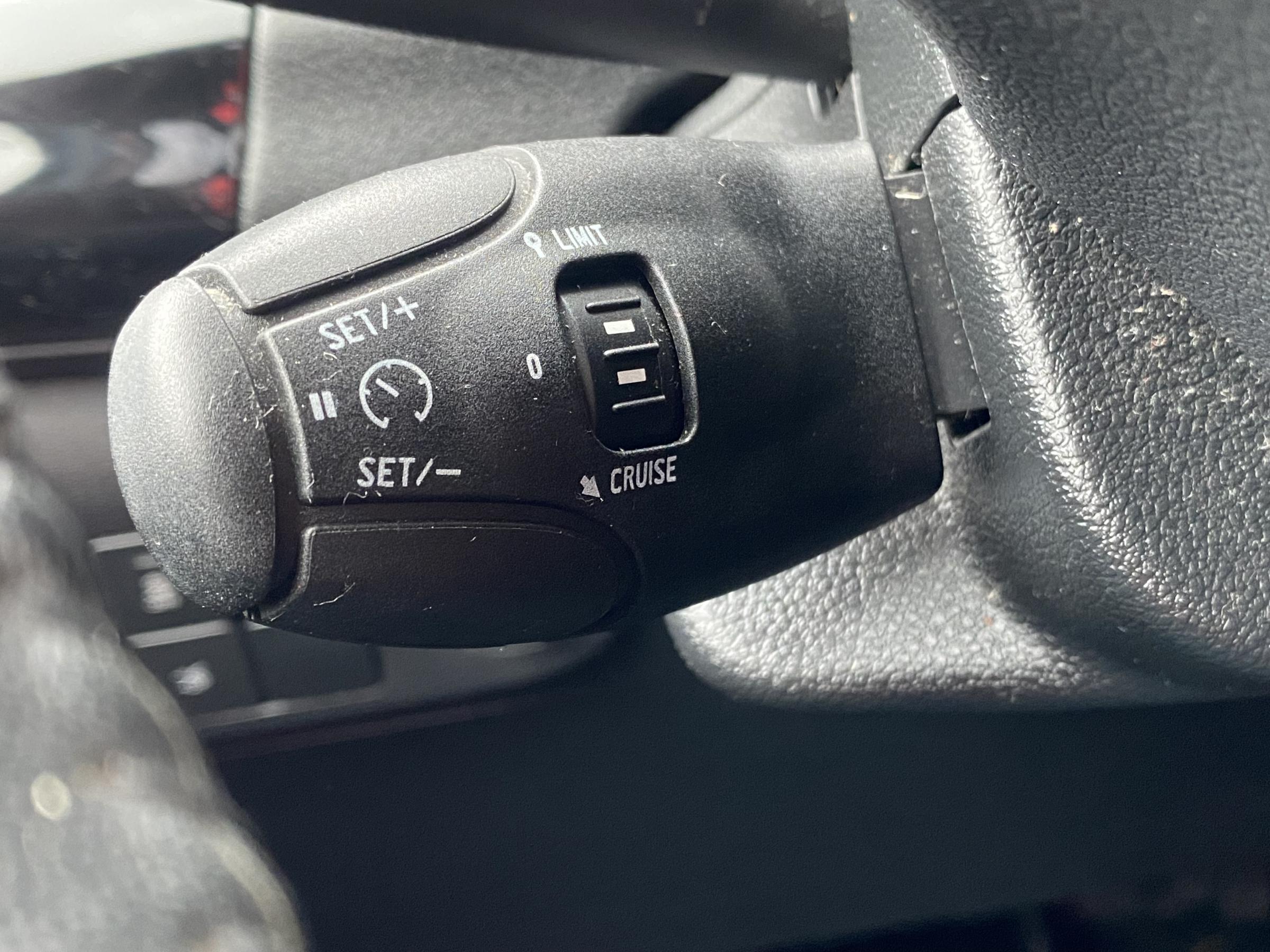 Peugeot 301, 2018 - pohled č. 12