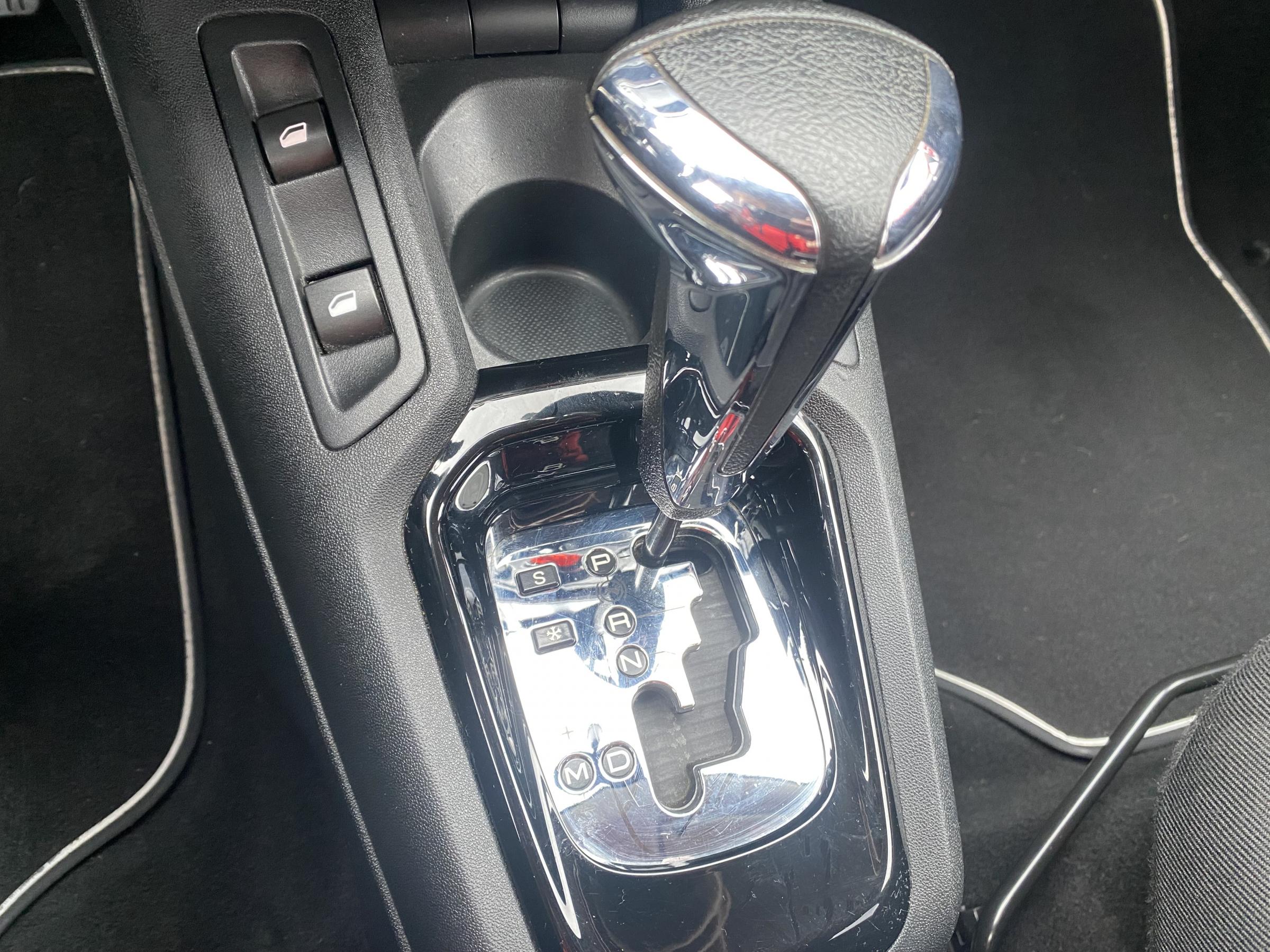 Peugeot 301, 2018 - pohled č. 20