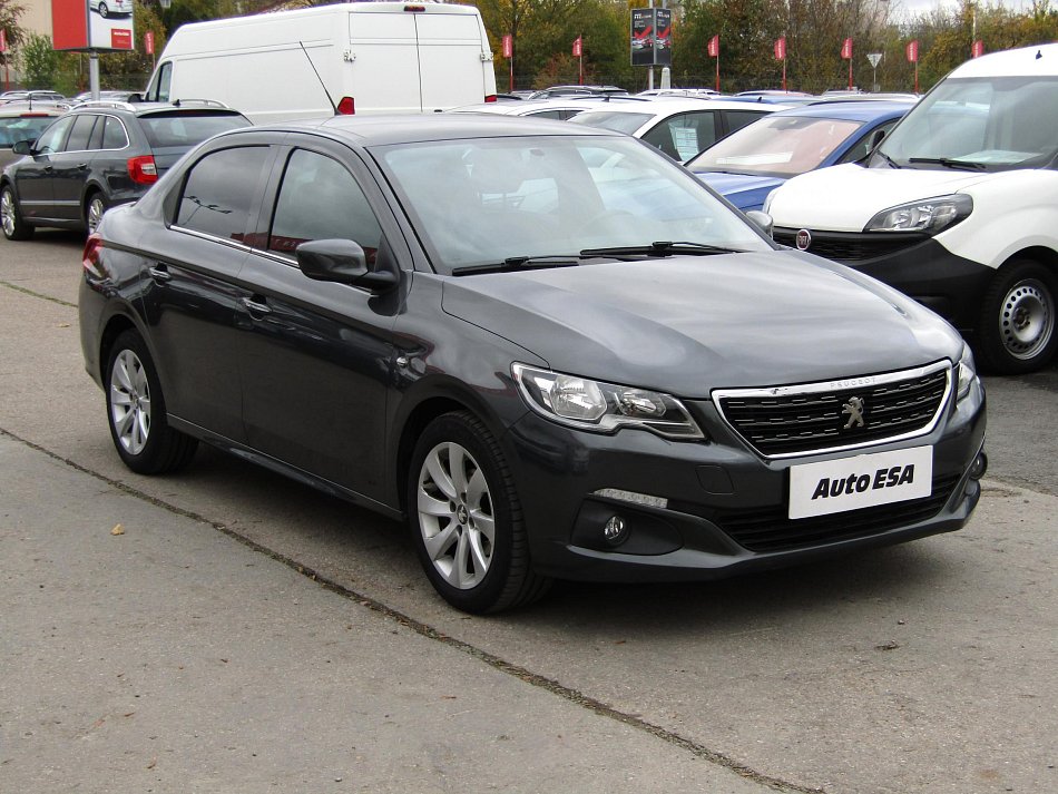 Peugeot 301 1.6i Allure