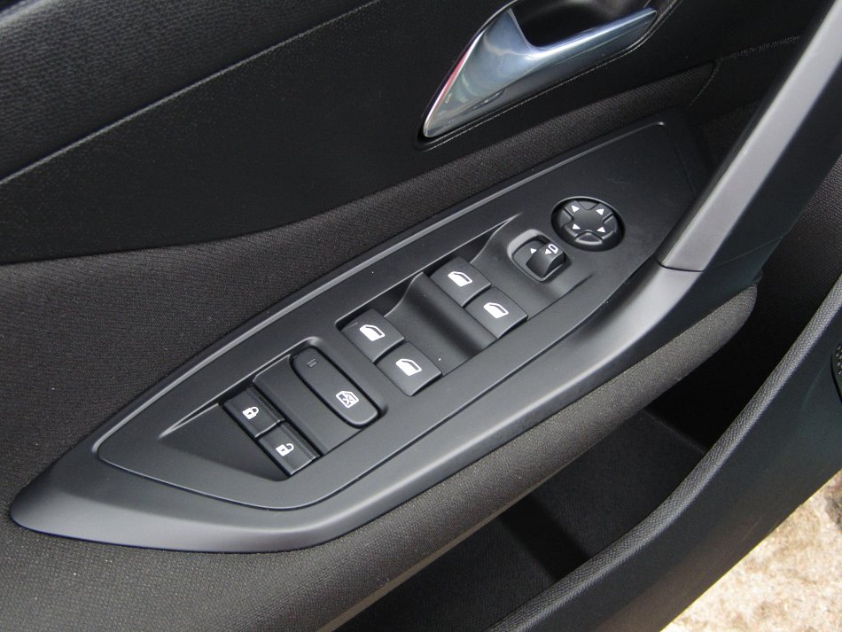 Peugeot 308 1.2PT Active