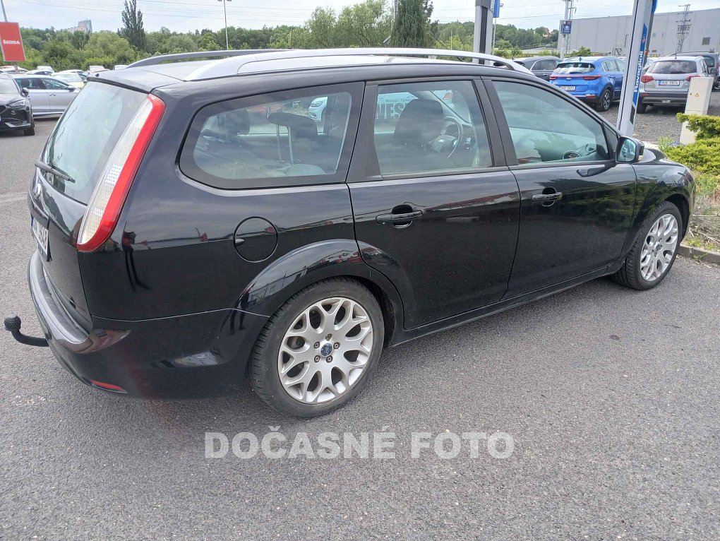 Ford Focus 1.6i 