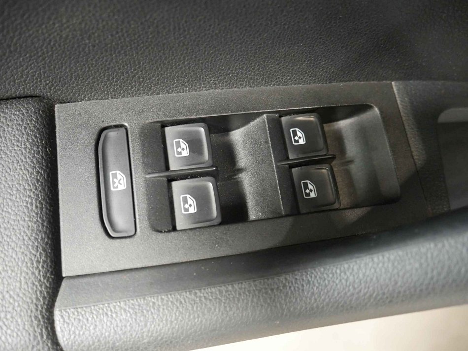 Škoda Octavia III 2.0 TDi  4x4