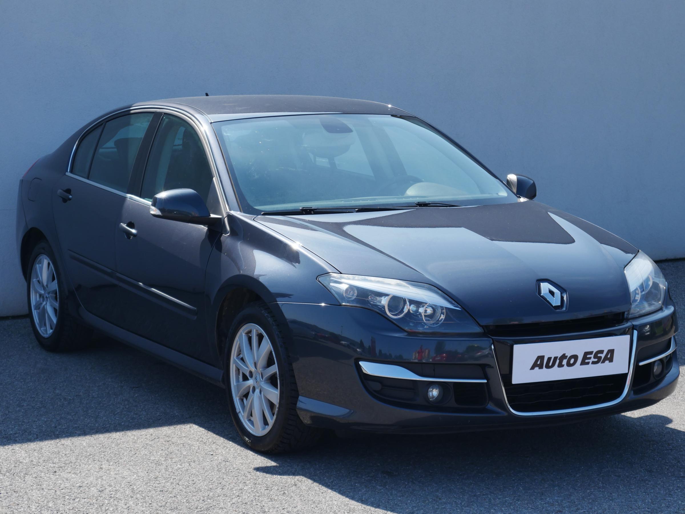 Renault Laguna, 2011 - celkový pohled