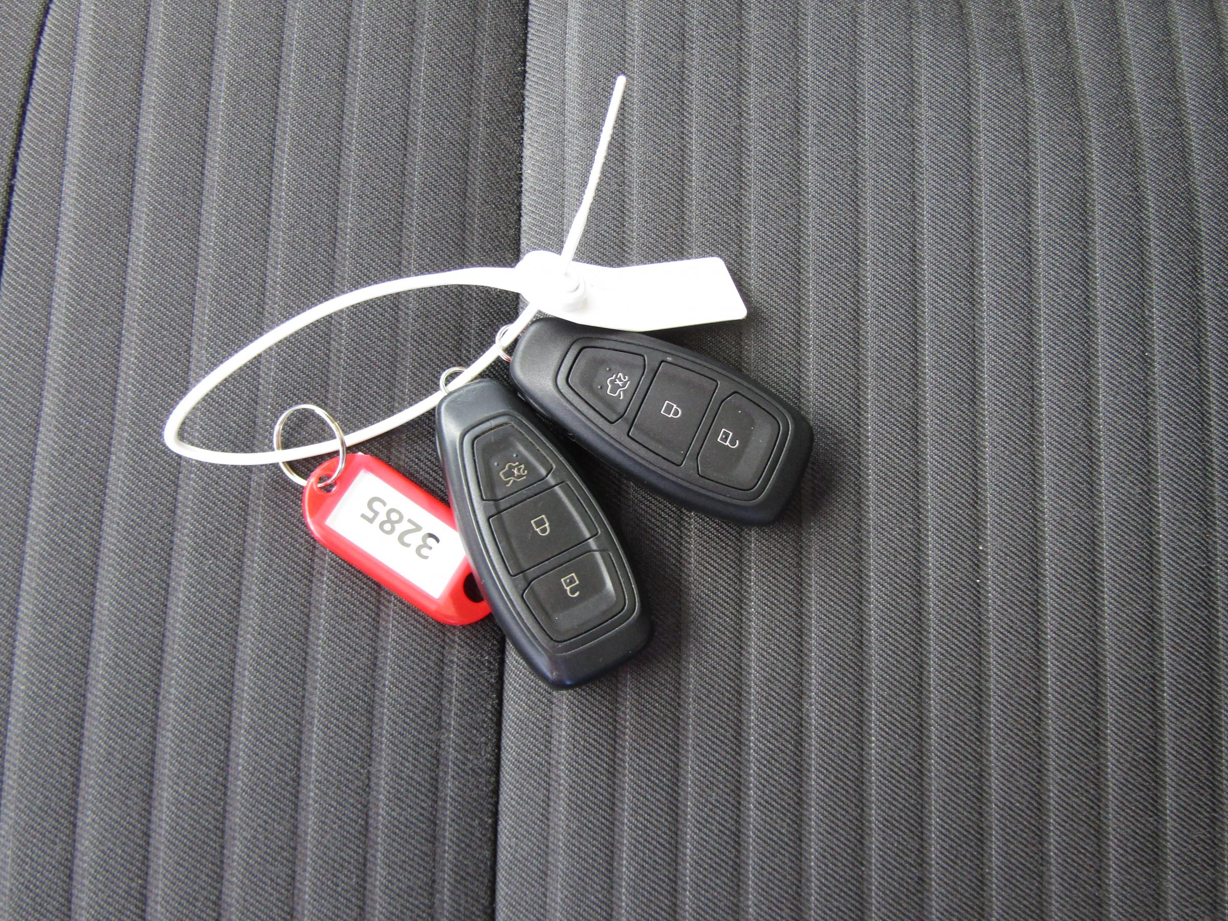 Ford Kuga, 2019 - pohled č. 21