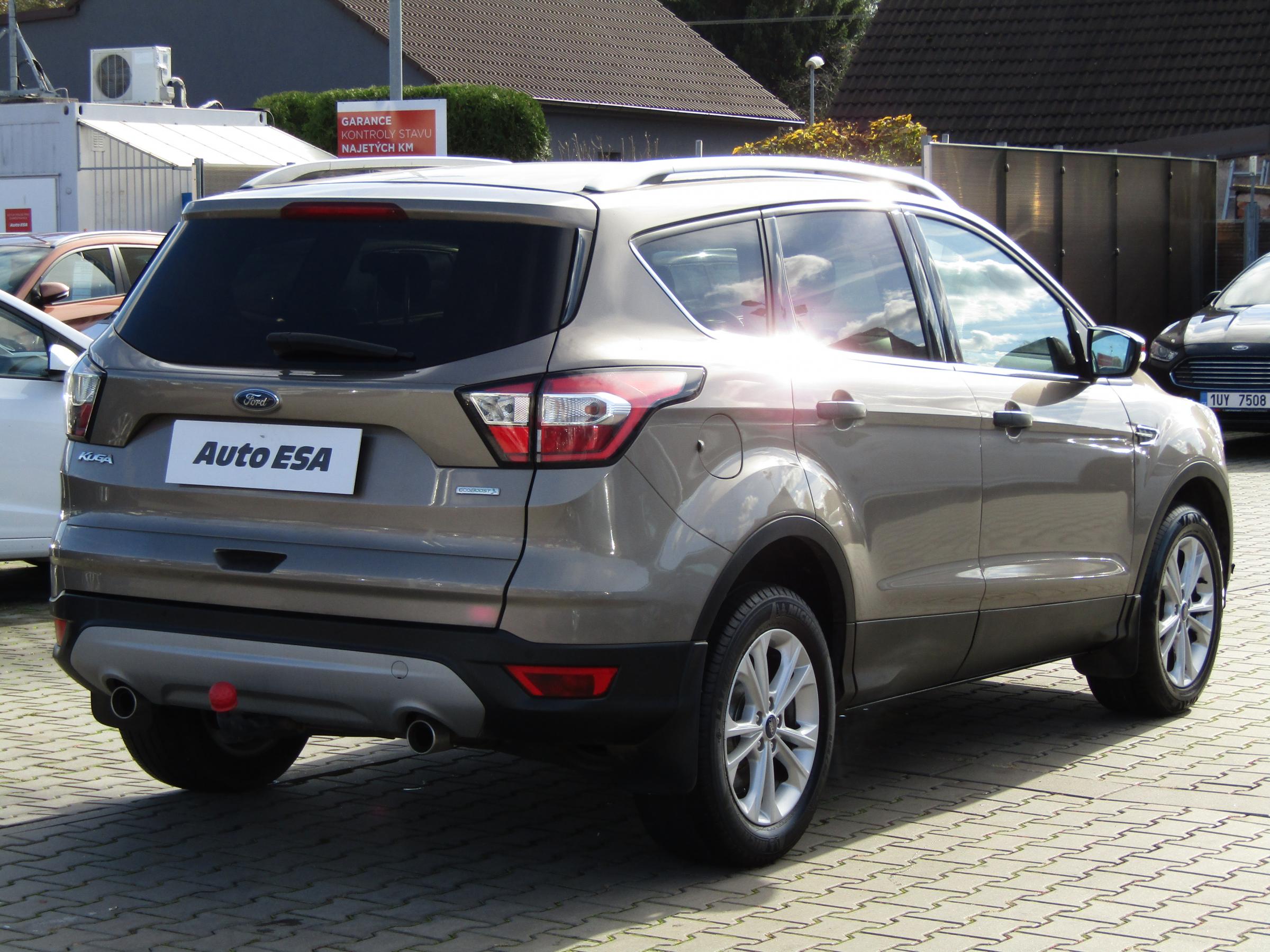 Ford Kuga, 2019 - pohled č. 4