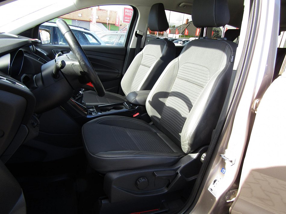 Ford Kuga 1.5 EB Titanium