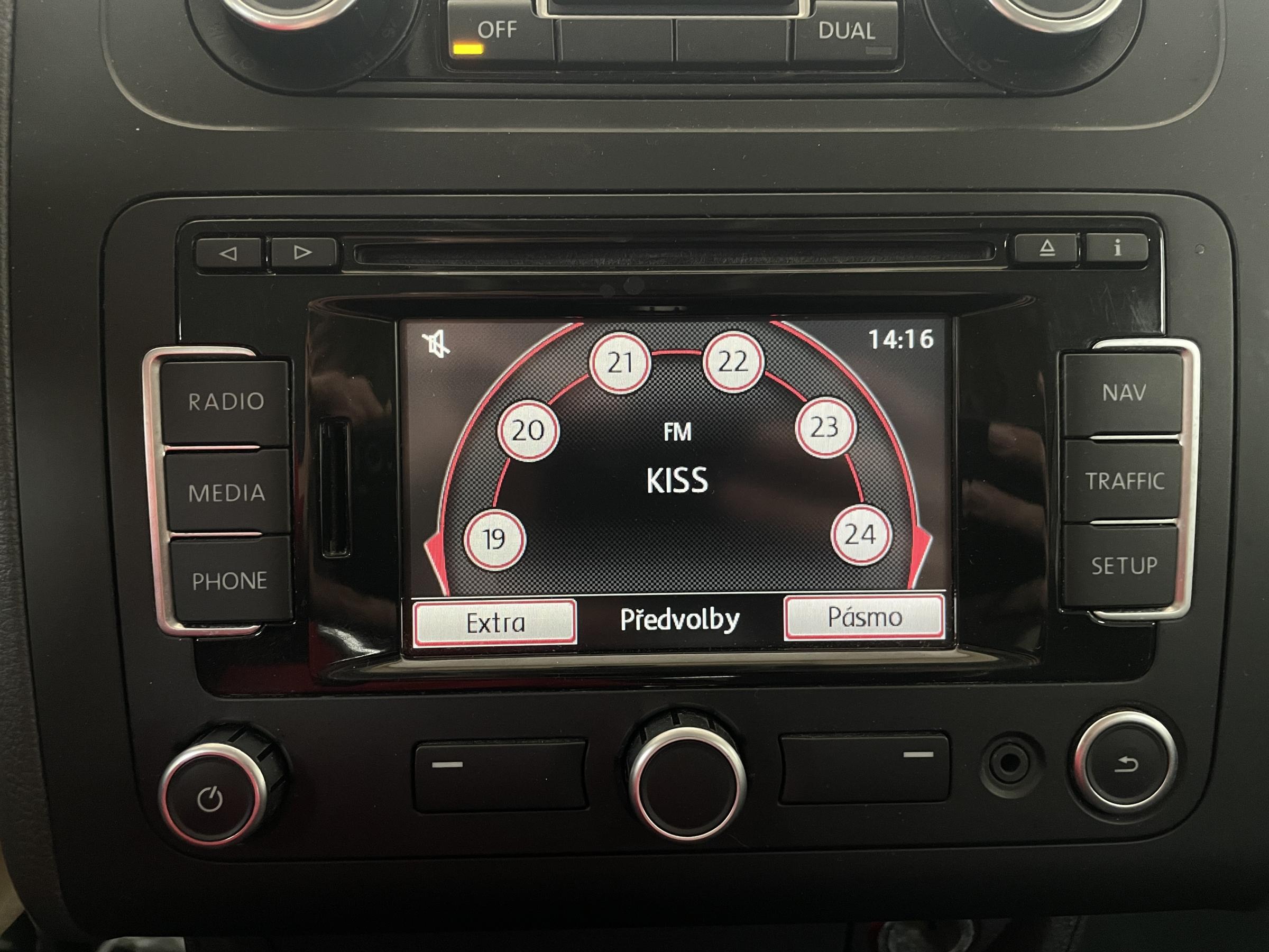 Volkswagen Touran, 2011 - pohled č. 13