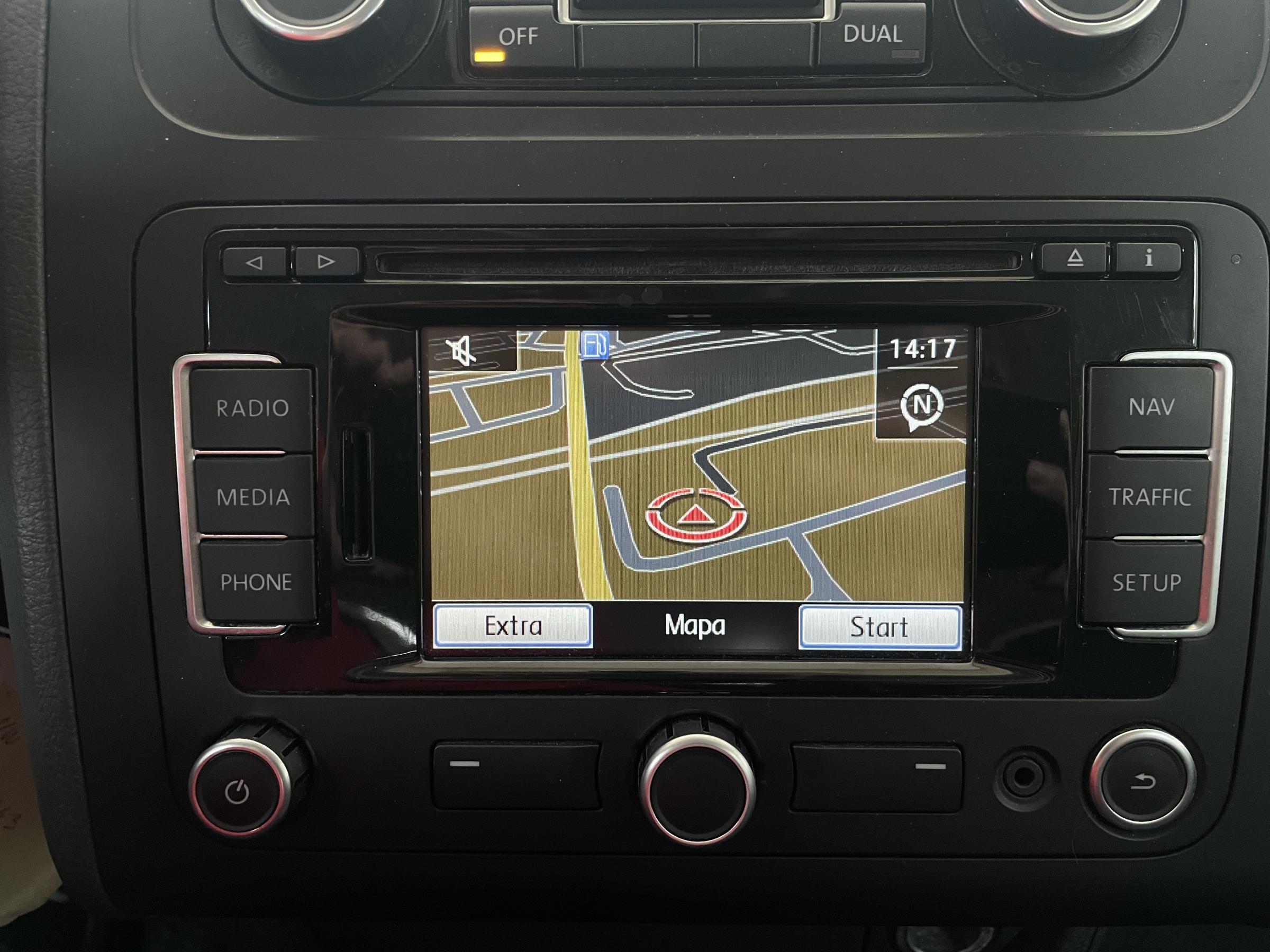 Volkswagen Touran, 2011 - pohled č. 14