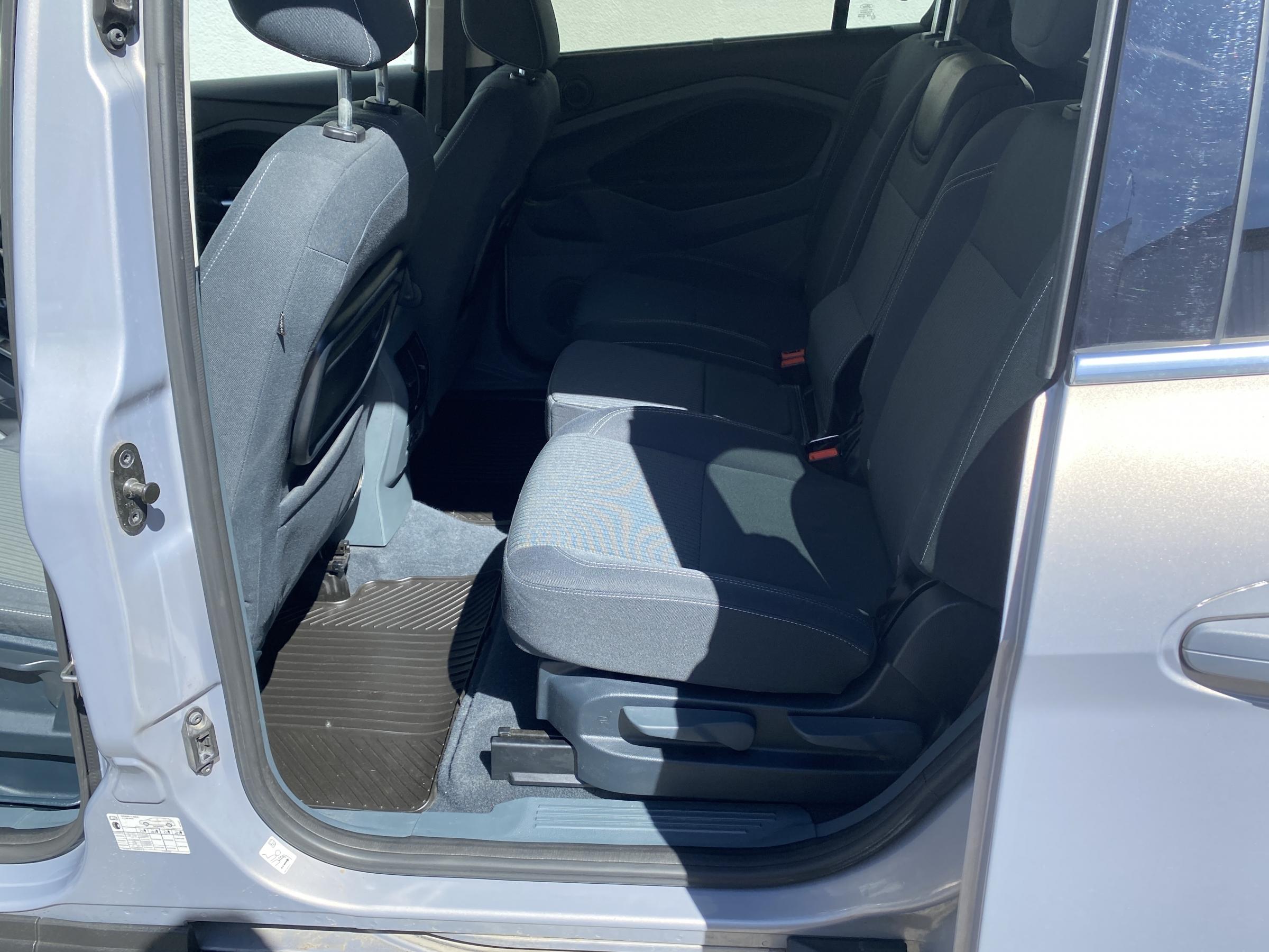 Ford C-MAX, 2013 - pohled č. 10